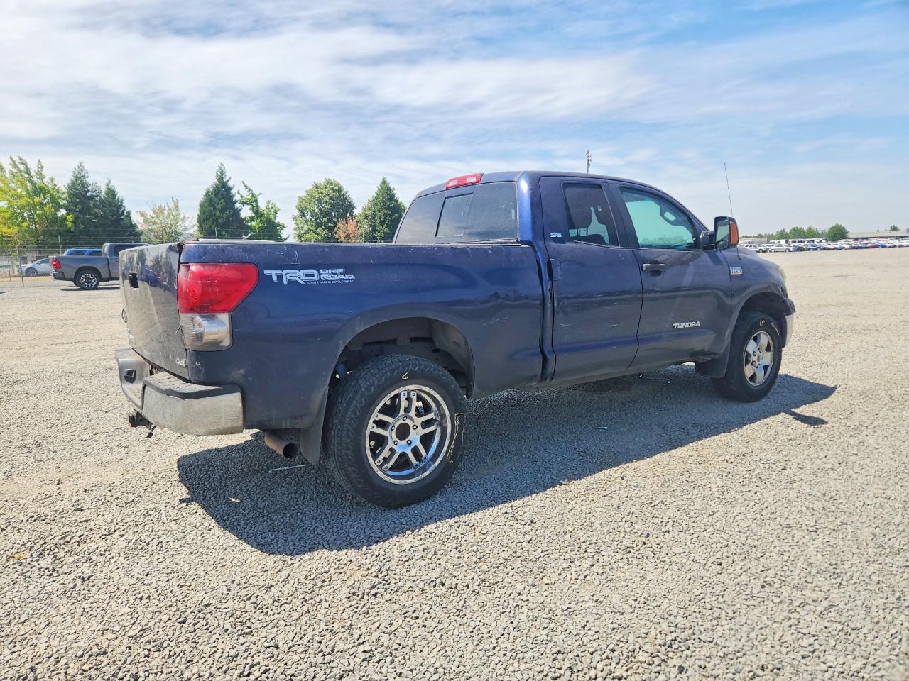 2008 Toyota Tundra Sr5 Blue vin: 5TFBV541X8X034816