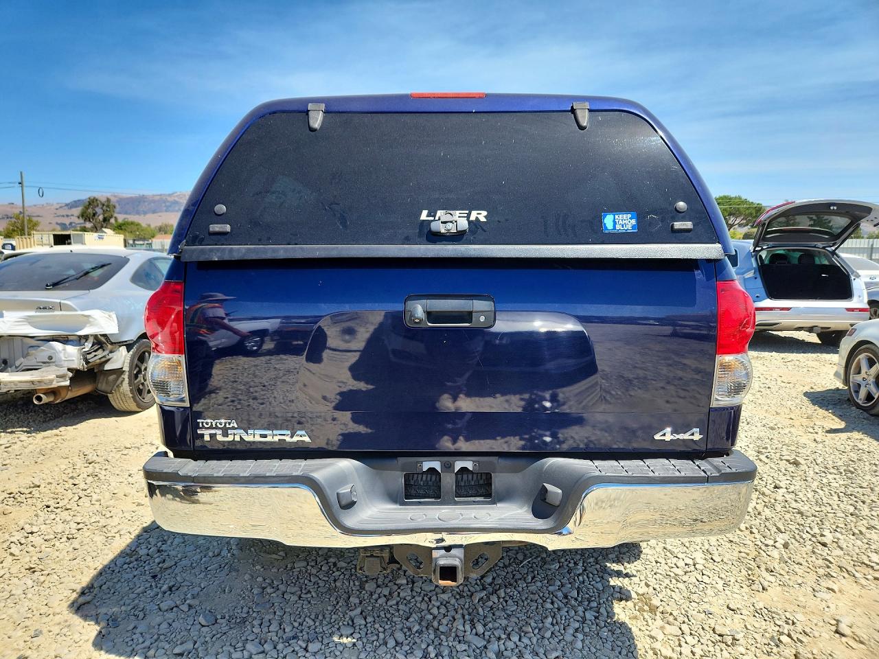 2008 Toyota Tundra Sr5 Blue vin: 5TFBV541X8X062048