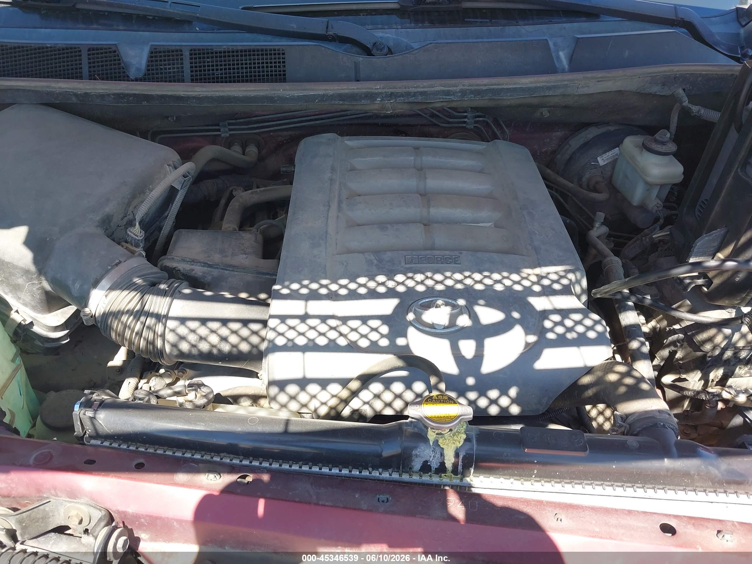 2008 Toyota Tundra Sr5 5.7l V8 Maroon vin: 5TFBV541X8X070439
