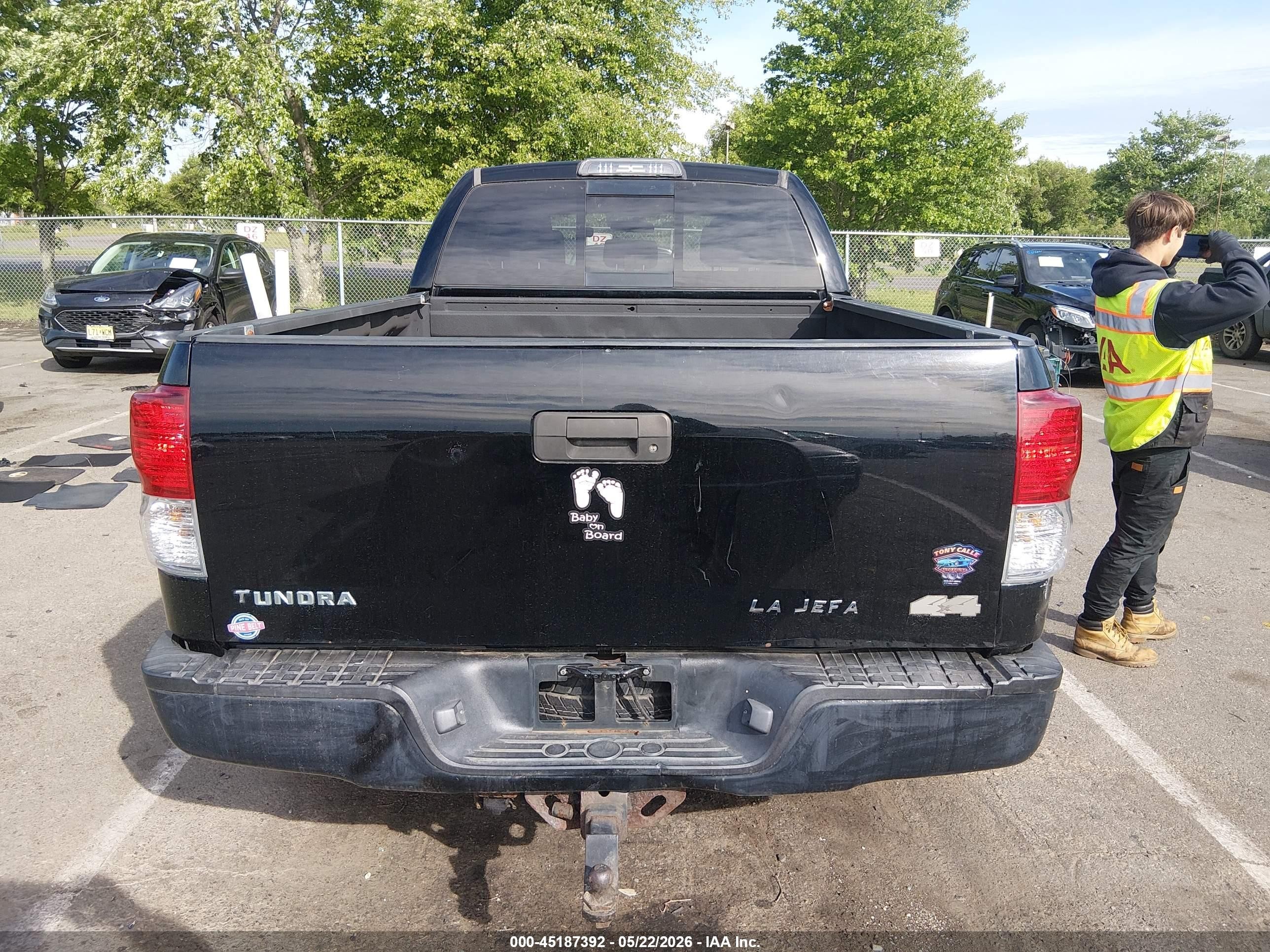2009 Toyota Tundra Grade 5.7l V8 Black vin: 5TFBV541X9X086500