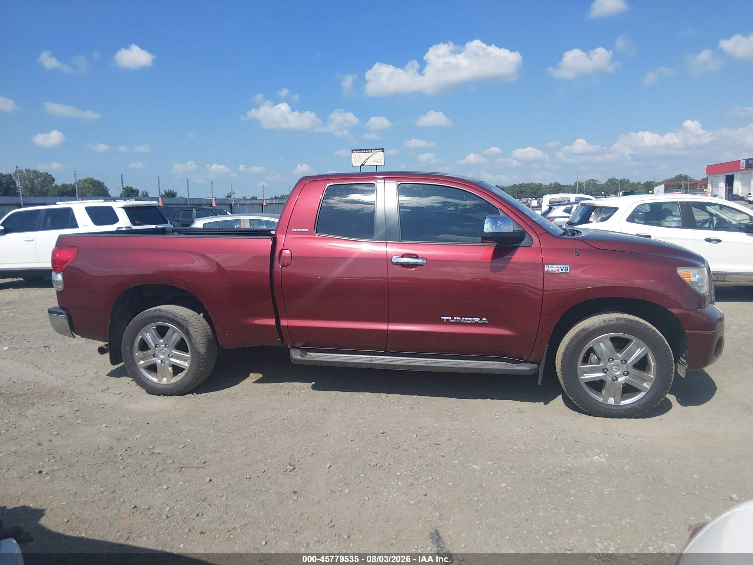 2008 Toyota Tundra Limited 5.7l V8 Maroon vin: 5TFBV58108X066846