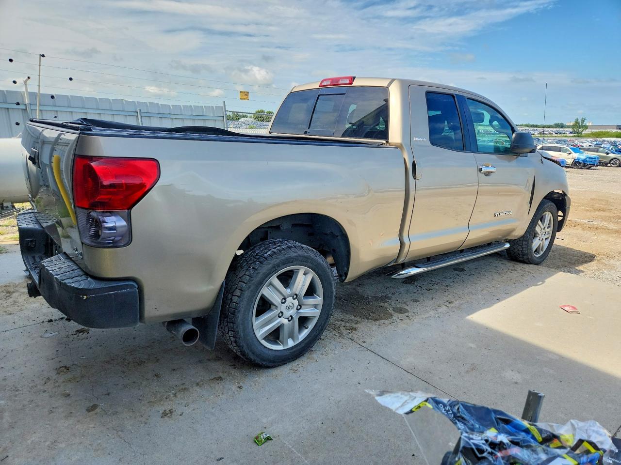 2008 Toyota Tundra Double Cab Limited Желто-коричневый vin: 5TFBV58118X073868