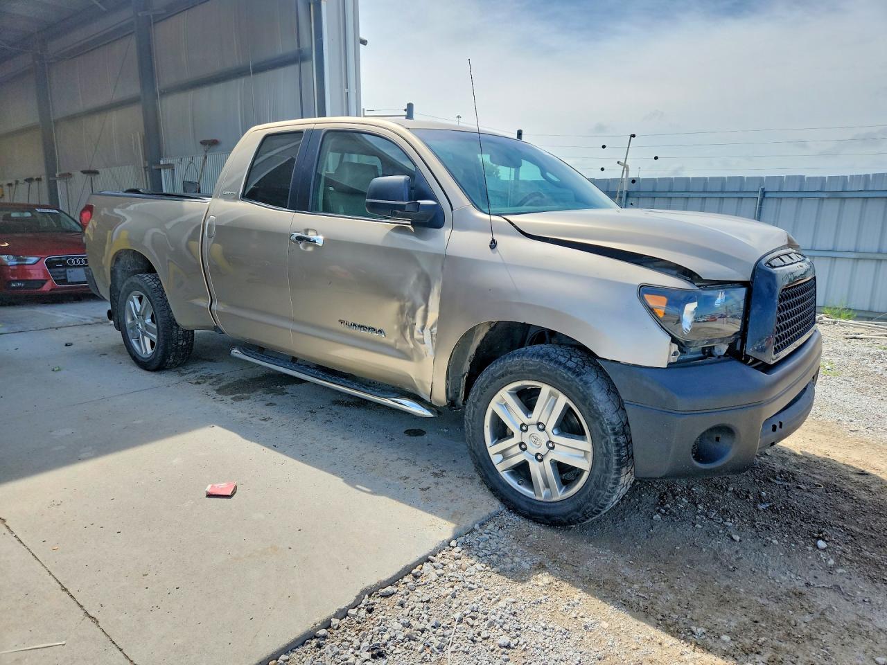 2008 Toyota Tundra Double Cab Limited Желто-коричневый vin: 5TFBV58118X073868