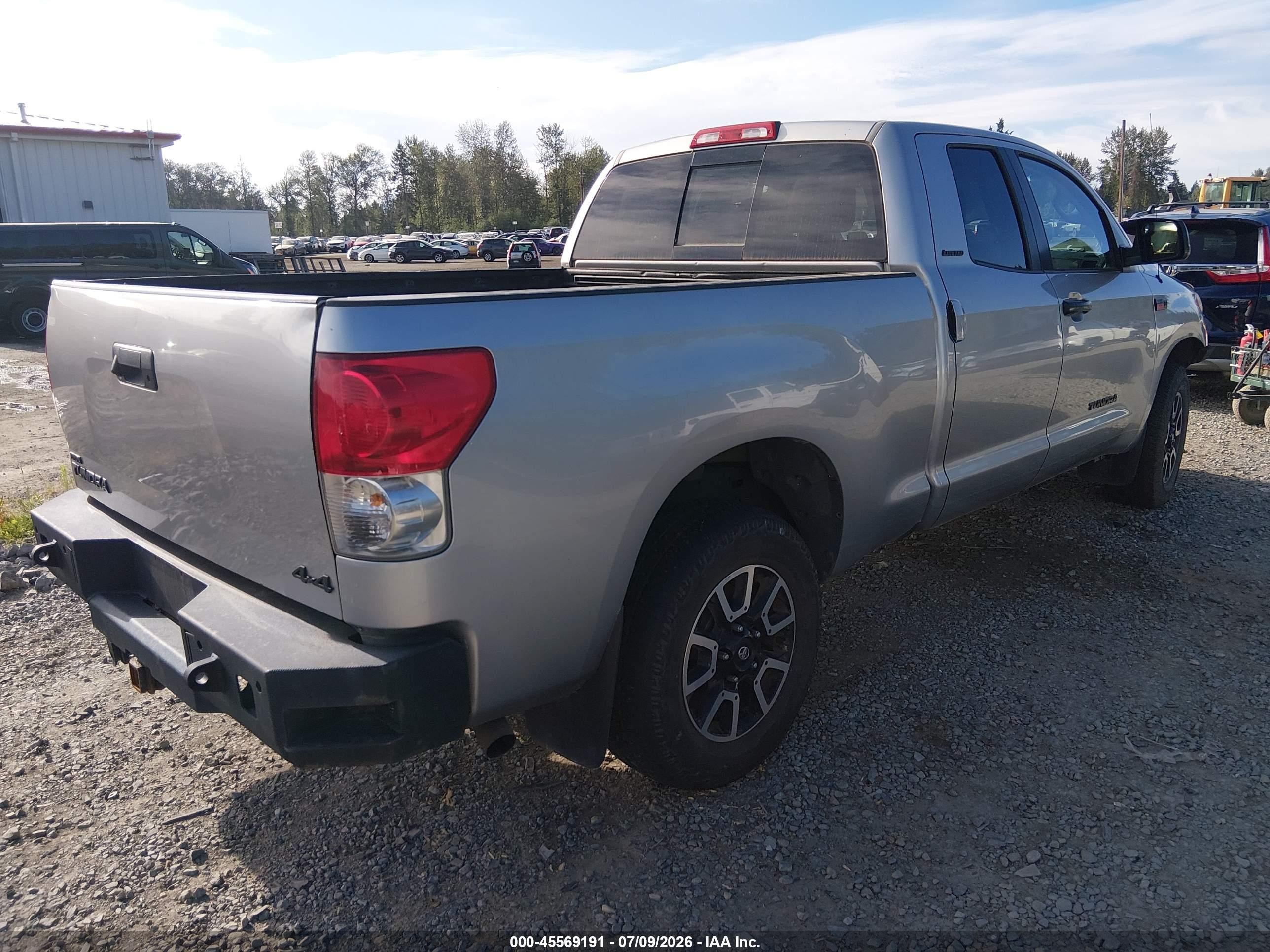 2007 Toyota Tundra Limited 5.7l V8 Silver vin: 5TFBV58137X003836