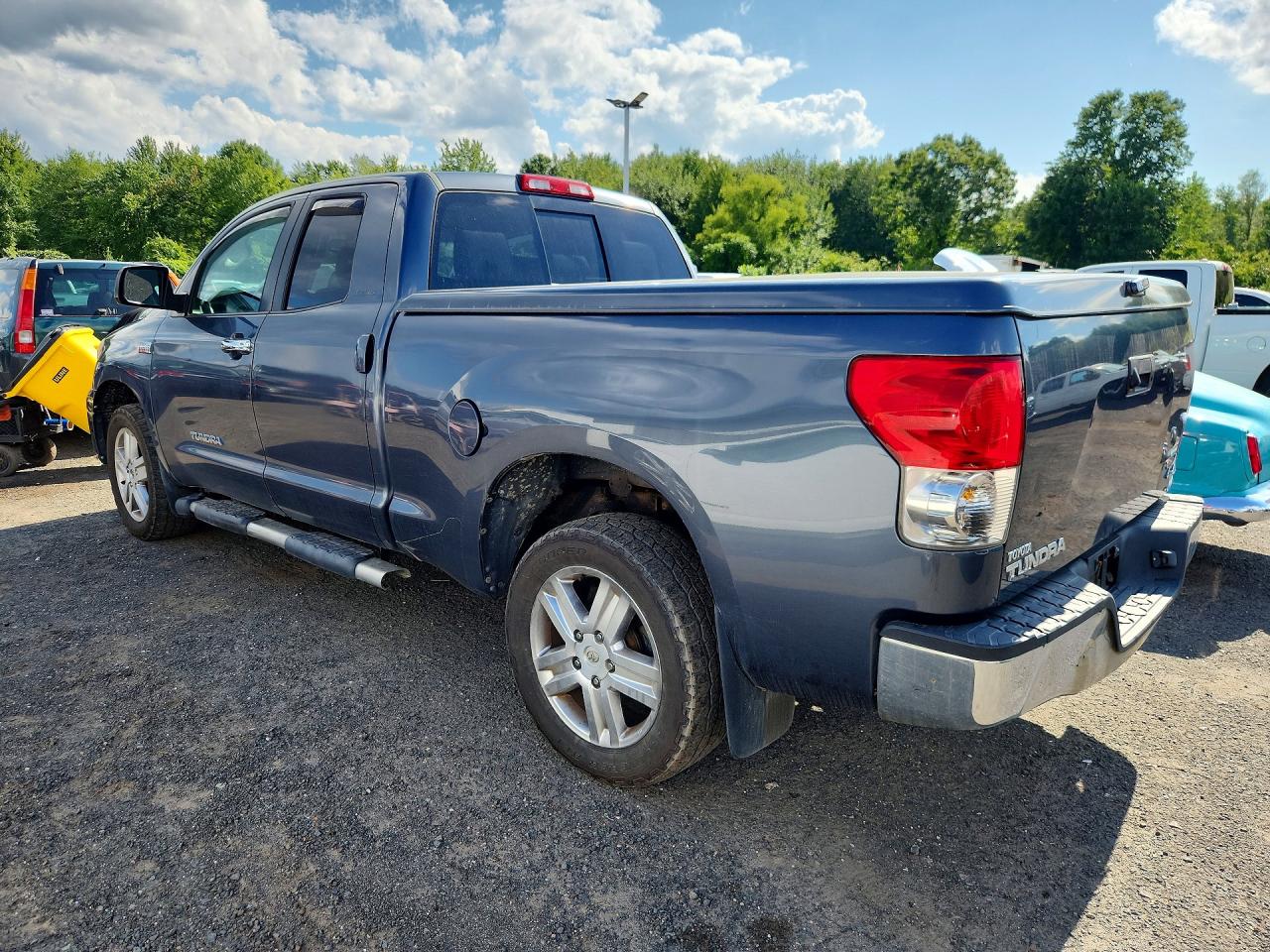 2007 Toyota Tundra Limited Blue vin: 5TFBV58147X007703