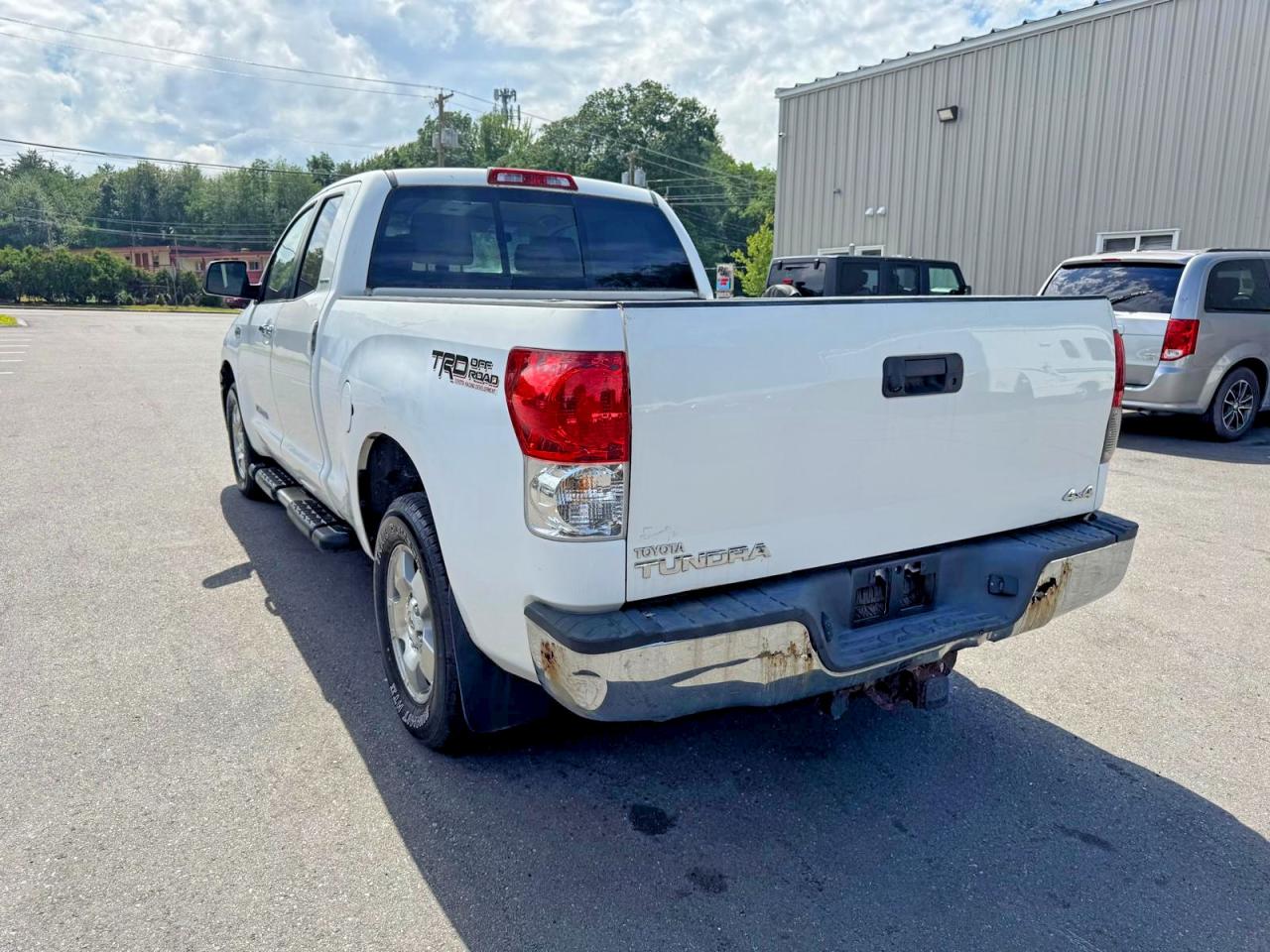 2007 Toyota Tundra Double Cab Limited White vin: 5TFBV58197X020317