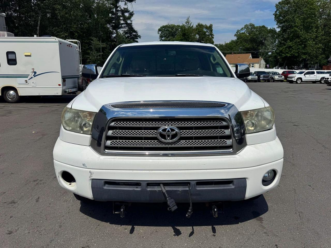 2007 Toyota Tundra Double Cab Limited White vin: 5TFBV58197X020317