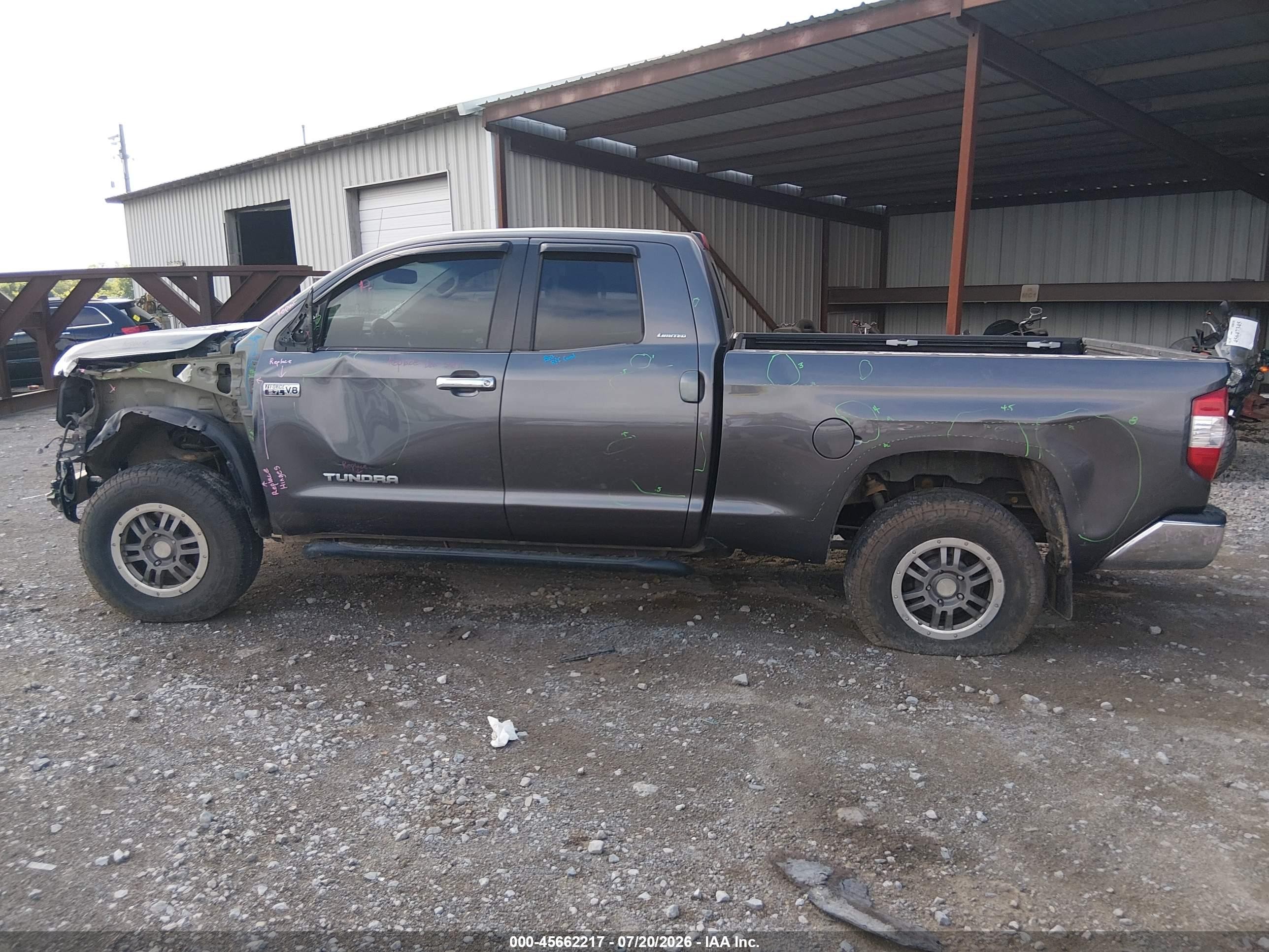 2014 Toyota Tundra Limited 5.7l V8 Черный vin: 5TFBW5F14EX344160