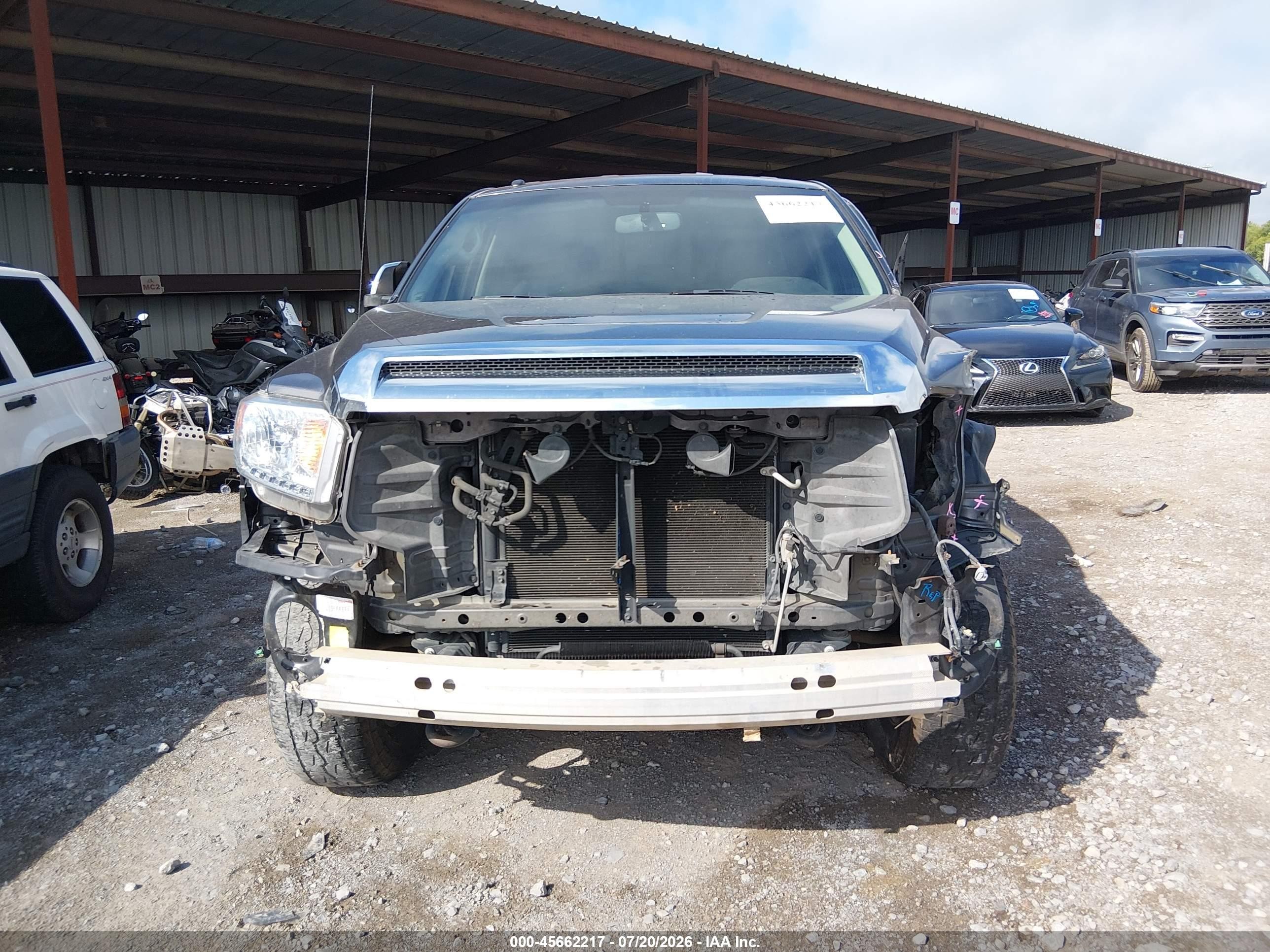 2014 Toyota Tundra Limited 5.7l V8 Черный vin: 5TFBW5F14EX344160