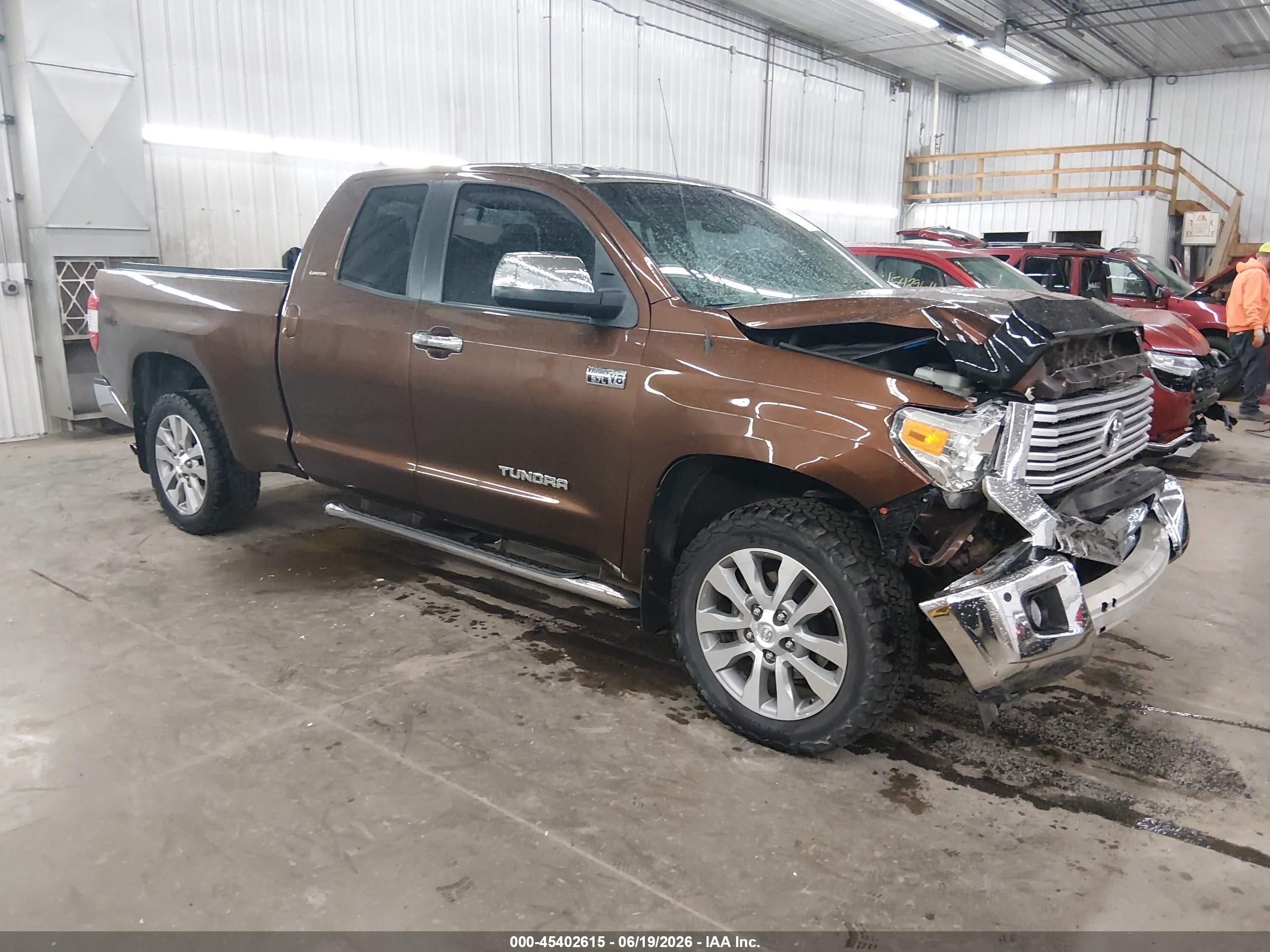 2015 Toyota Tundra Limited 5.7l V8 Brown vin: 5TFBW5F15FX471677