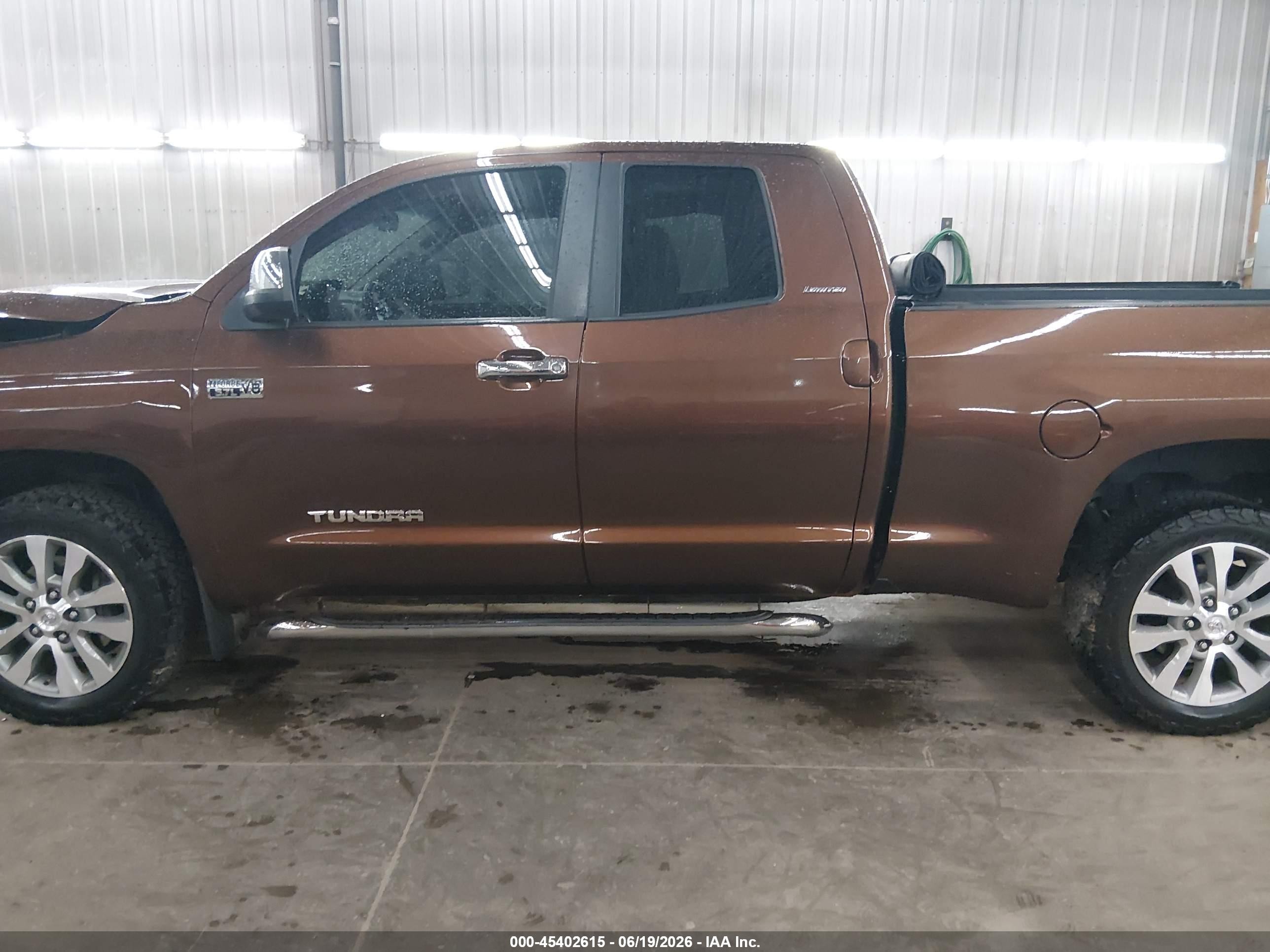 2015 Toyota Tundra Limited 5.7l V8 Brown vin: 5TFBW5F15FX471677