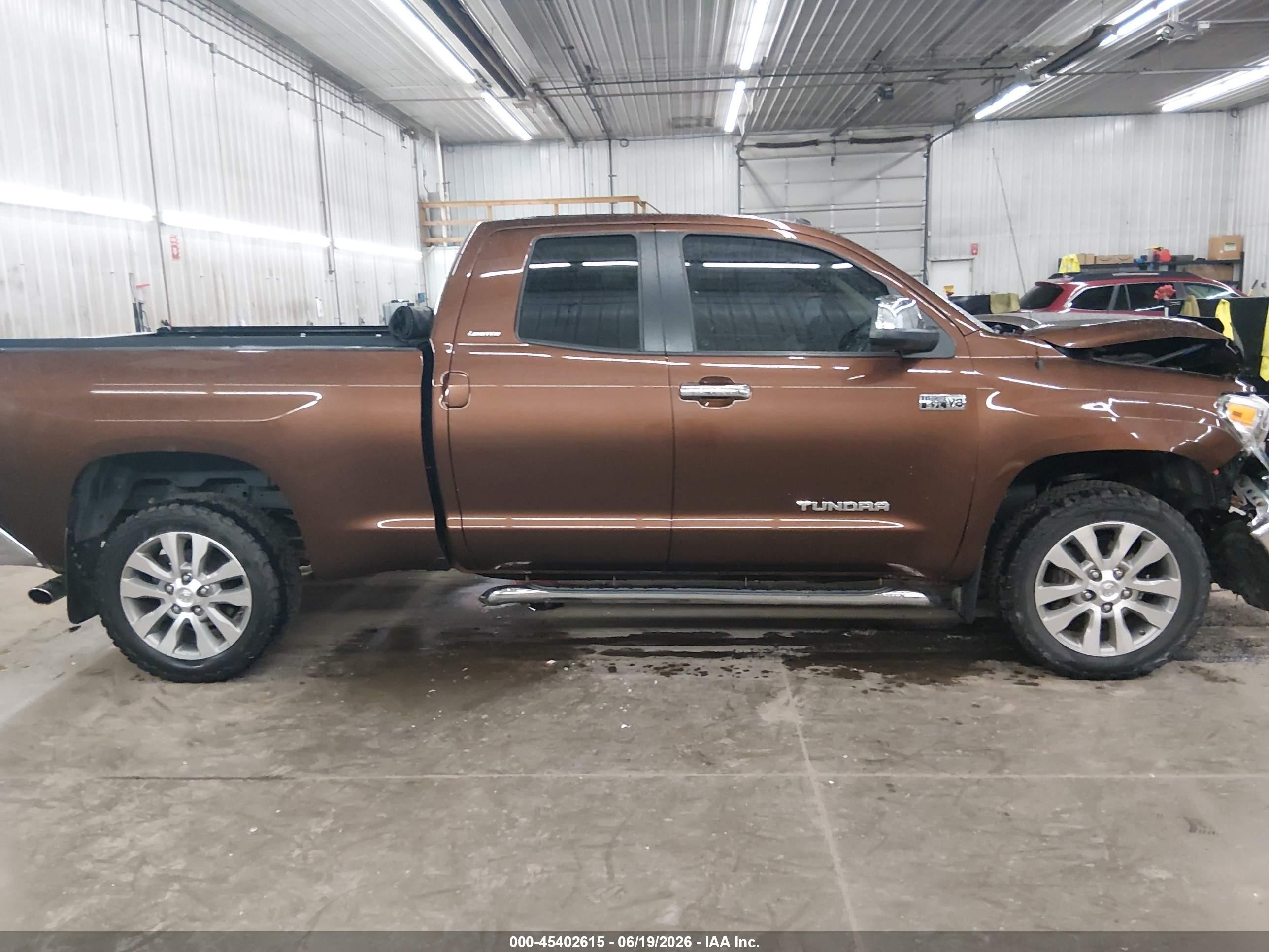 2015 Toyota Tundra Limited 5.7l V8 Brown vin: 5TFBW5F15FX471677