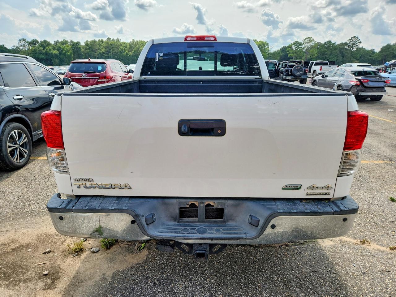 2012 Toyota Tundra Double Cab Limited White vin: 5TFBW5F1XCX268781