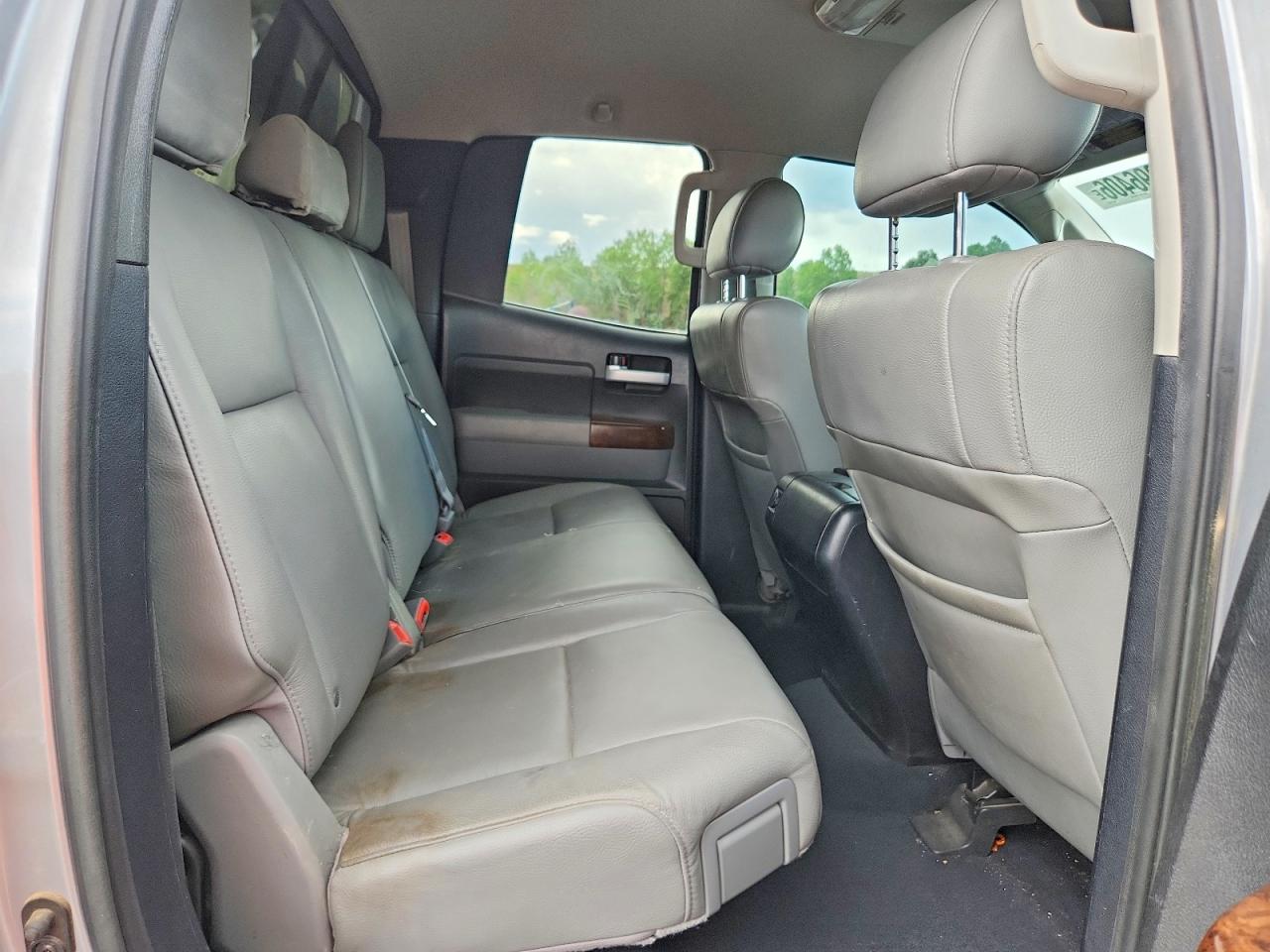 2013 Toyota Tundra Double Cab Limited Silver vin: 5TFBW5F1XDX320475