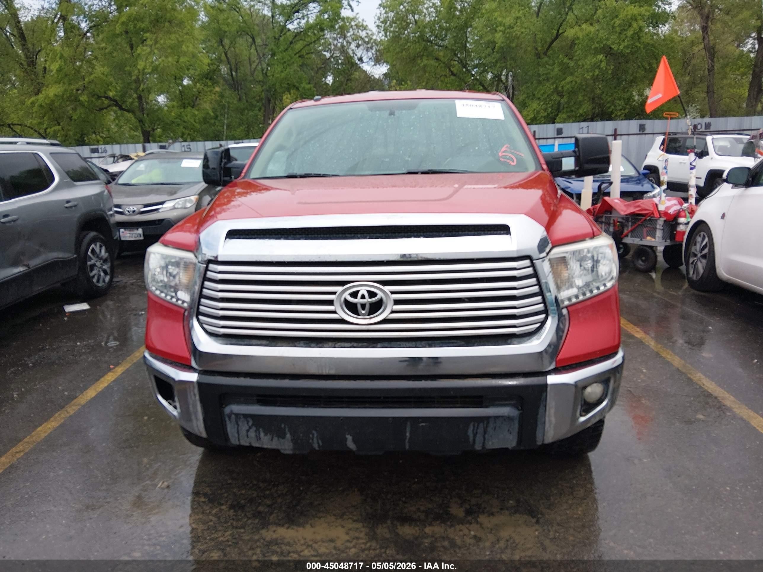 2014 Toyota Tundra Limited 5.7l V8 Red vin: 5TFBW5F1XEX363943