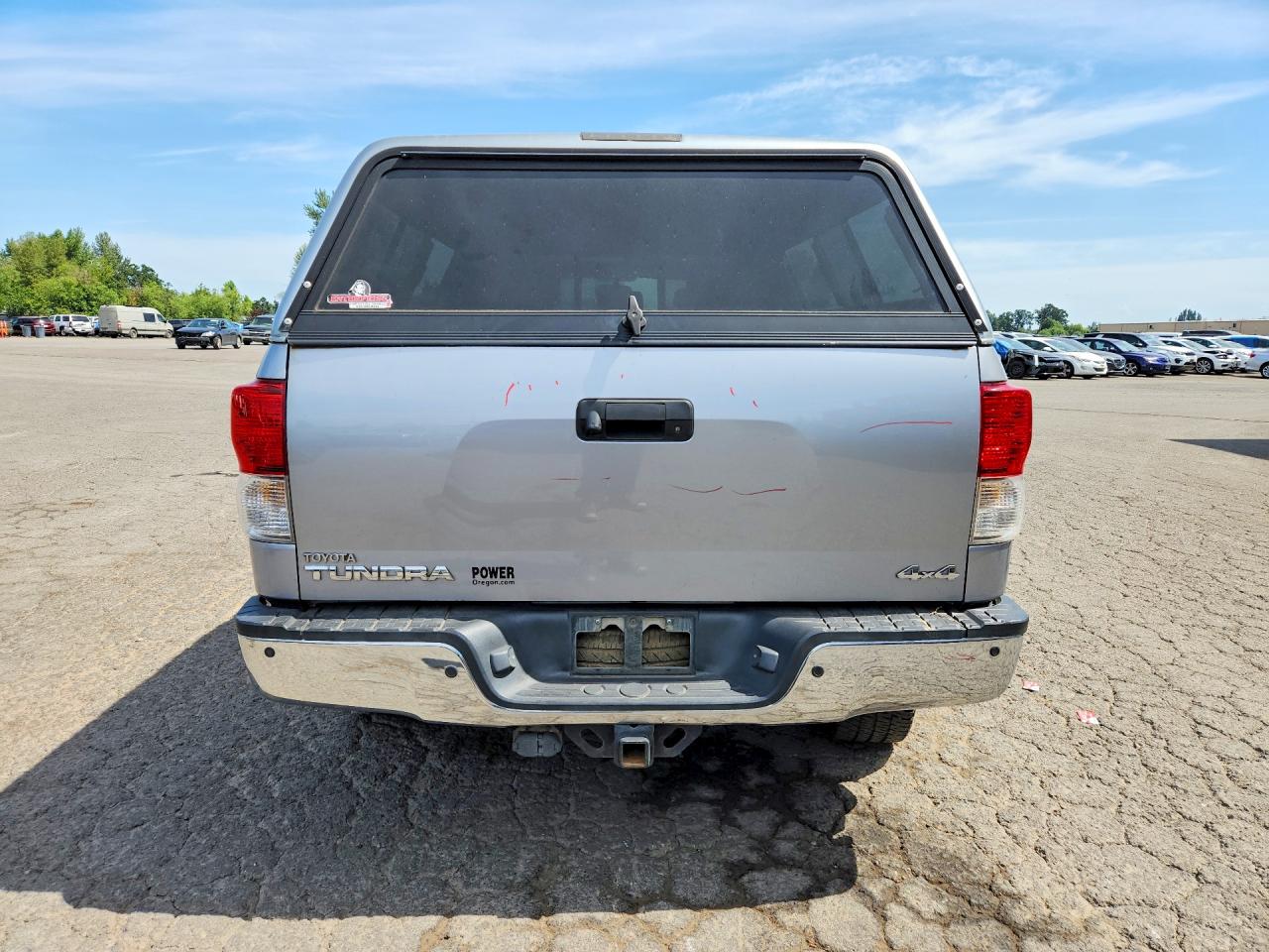 2011 Toyota Tundra Double Cab Limited Серебряный vin: 5TFBY5F10BX206895