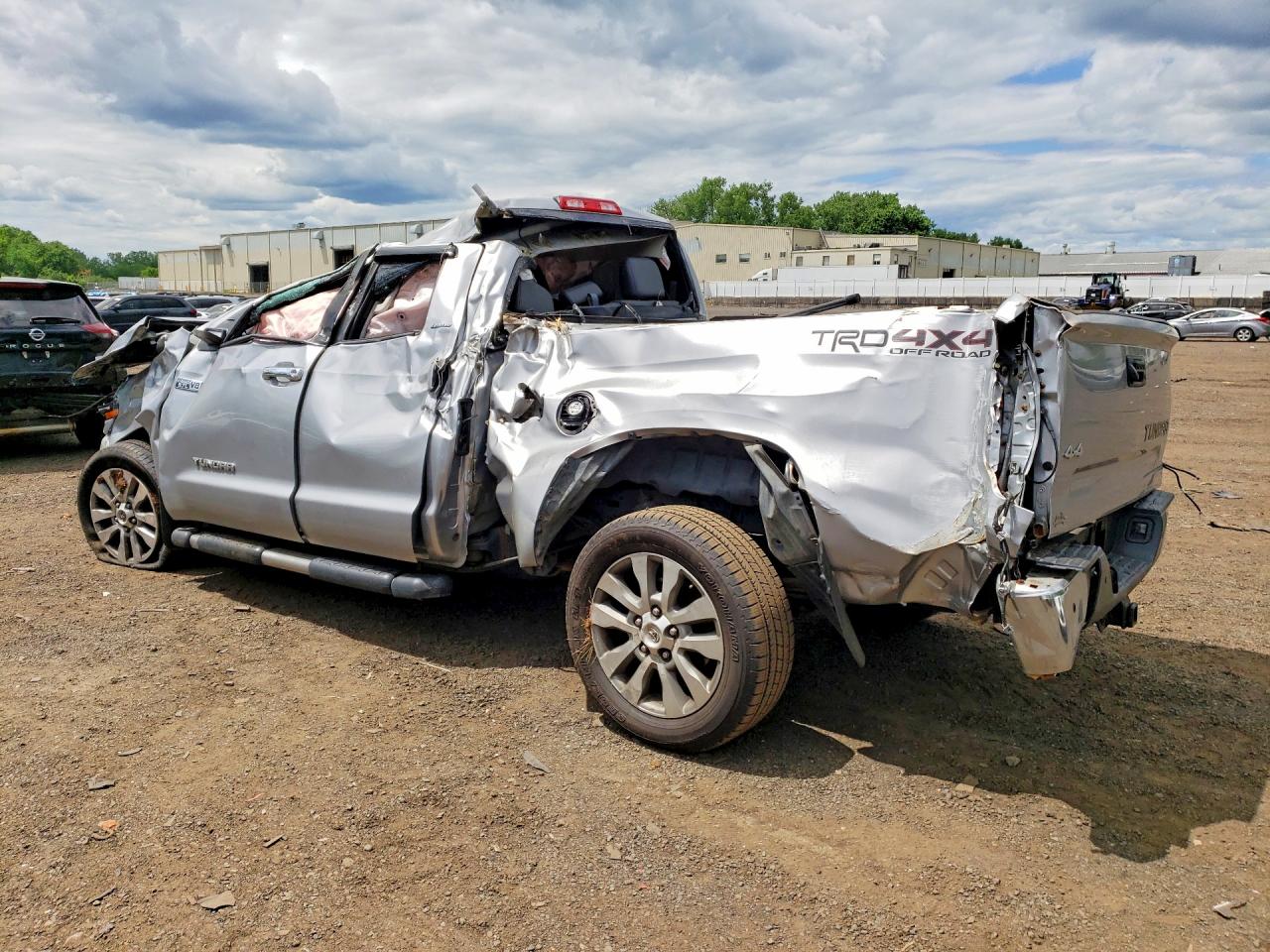 2015 Toyota Tundra Silver vin: 5TFBY5F10FX487800