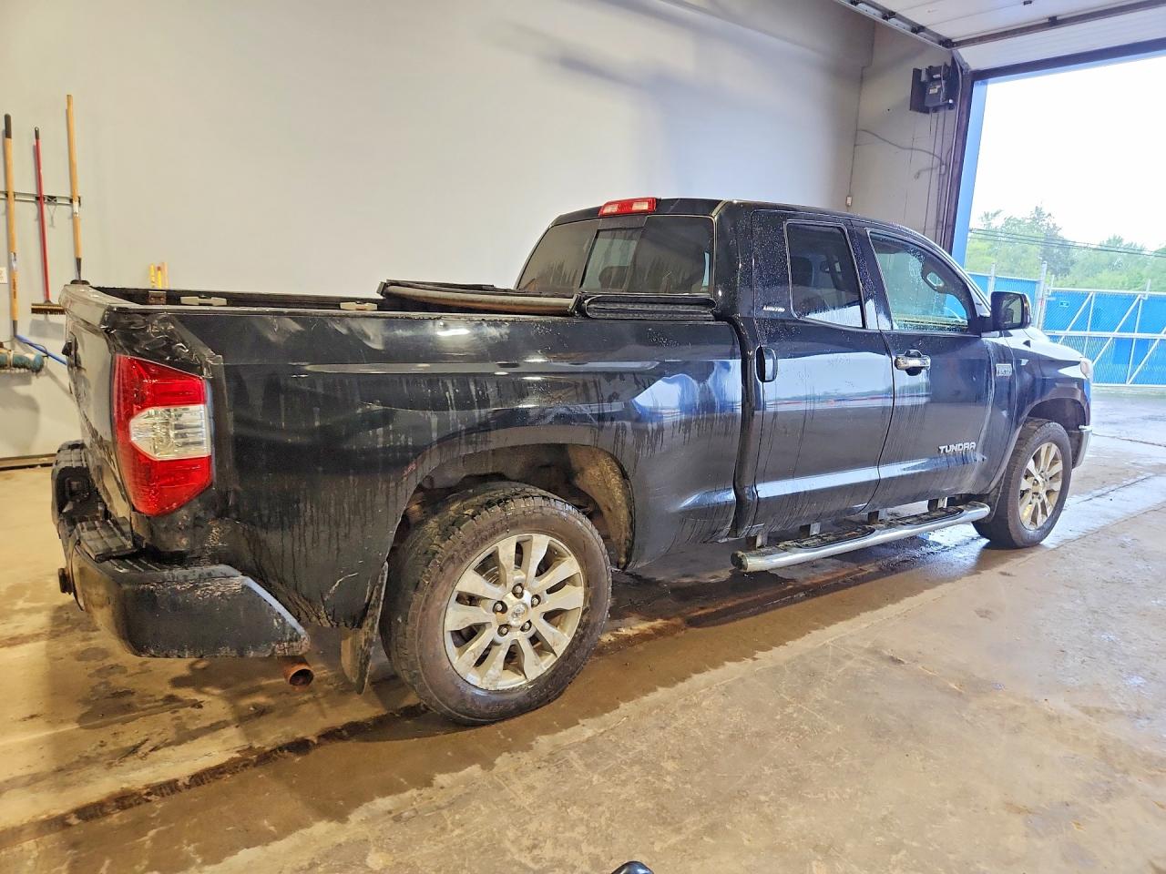 2014 Toyota Tundra Double Cab Limited Black vin: 5TFBY5F11EX373190