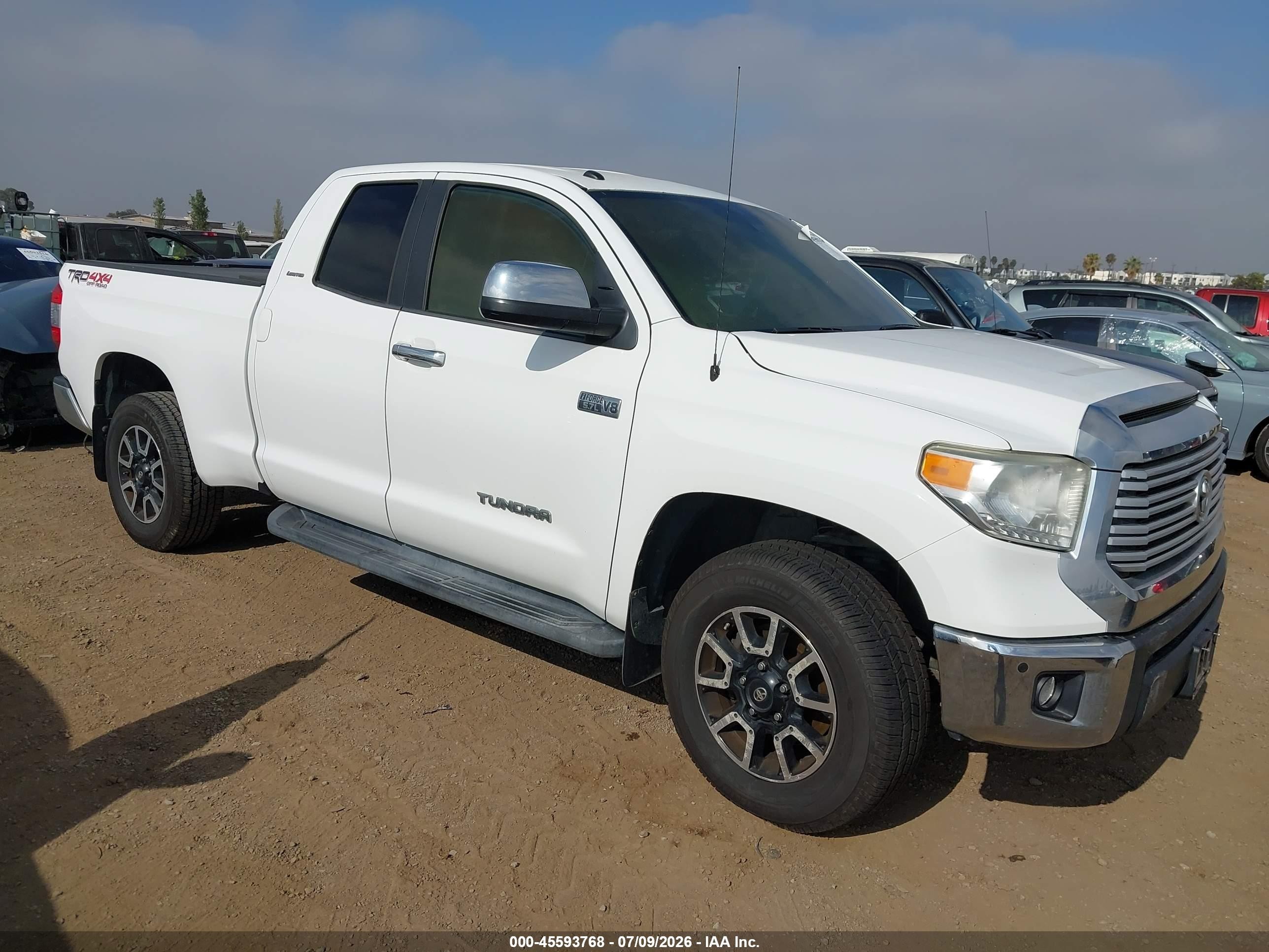 2014 Toyota Tundra Limited 5.7l V8 White vin: 5TFBY5F15EX364699