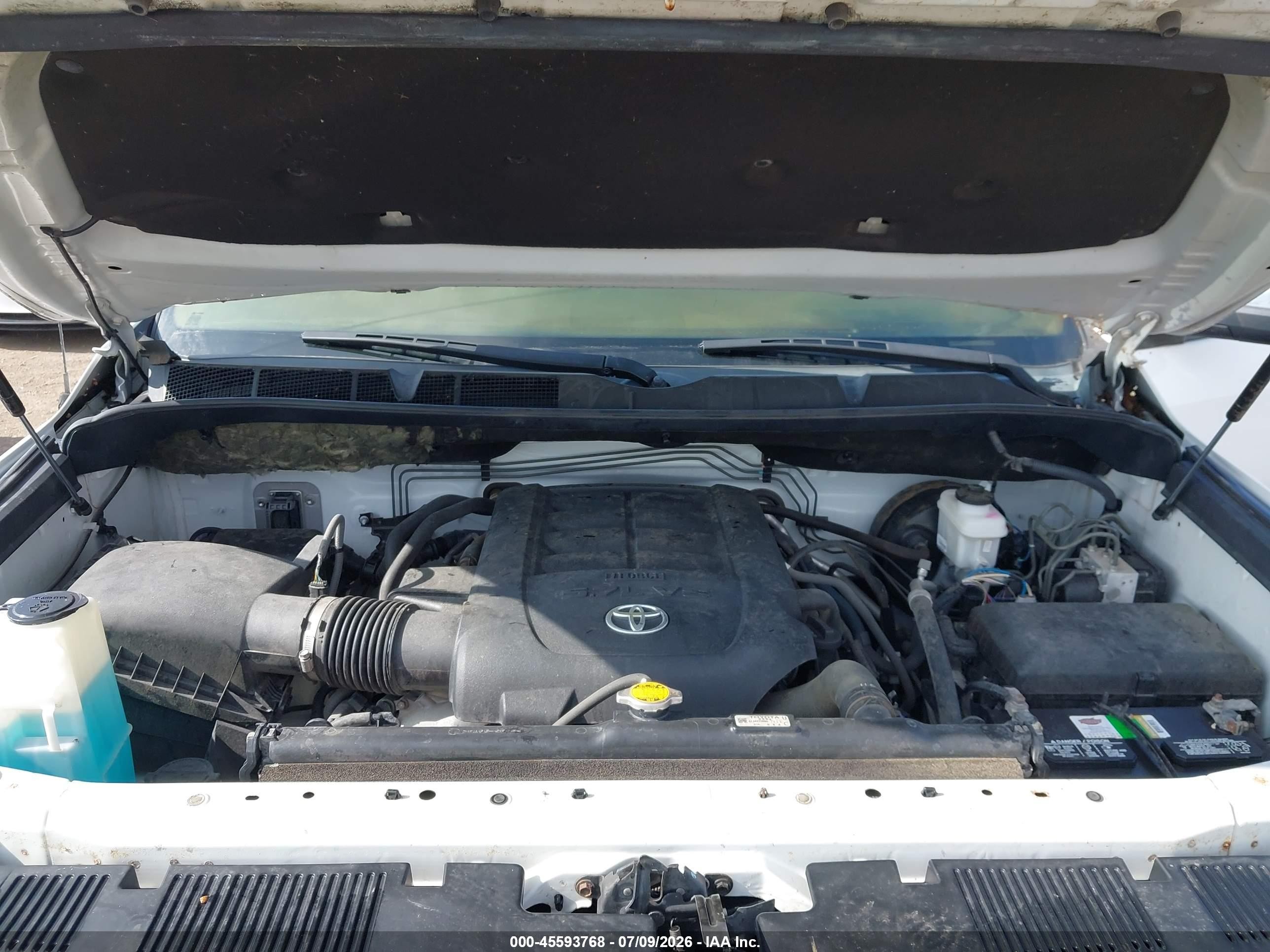 2014 Toyota Tundra Limited 5.7l V8 White vin: 5TFBY5F15EX364699