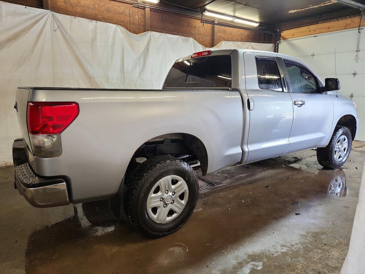 2012 Toyota Tundra Double Cab Limited Silver vin: 5TFBY5F16CX242947
