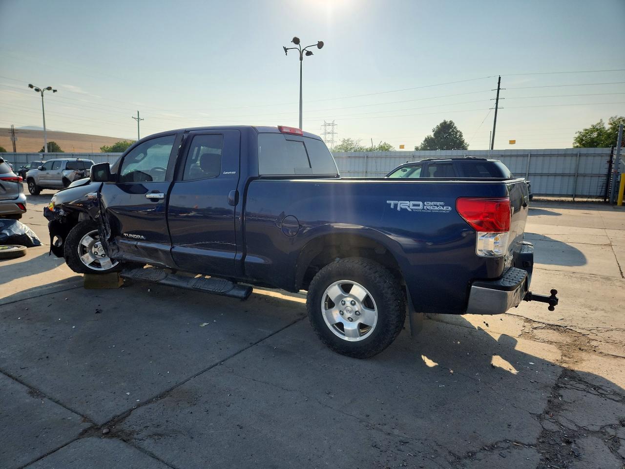 2011 Toyota Tundra Double Cab Limited Blue vin: 5TFBY5F18BX178554