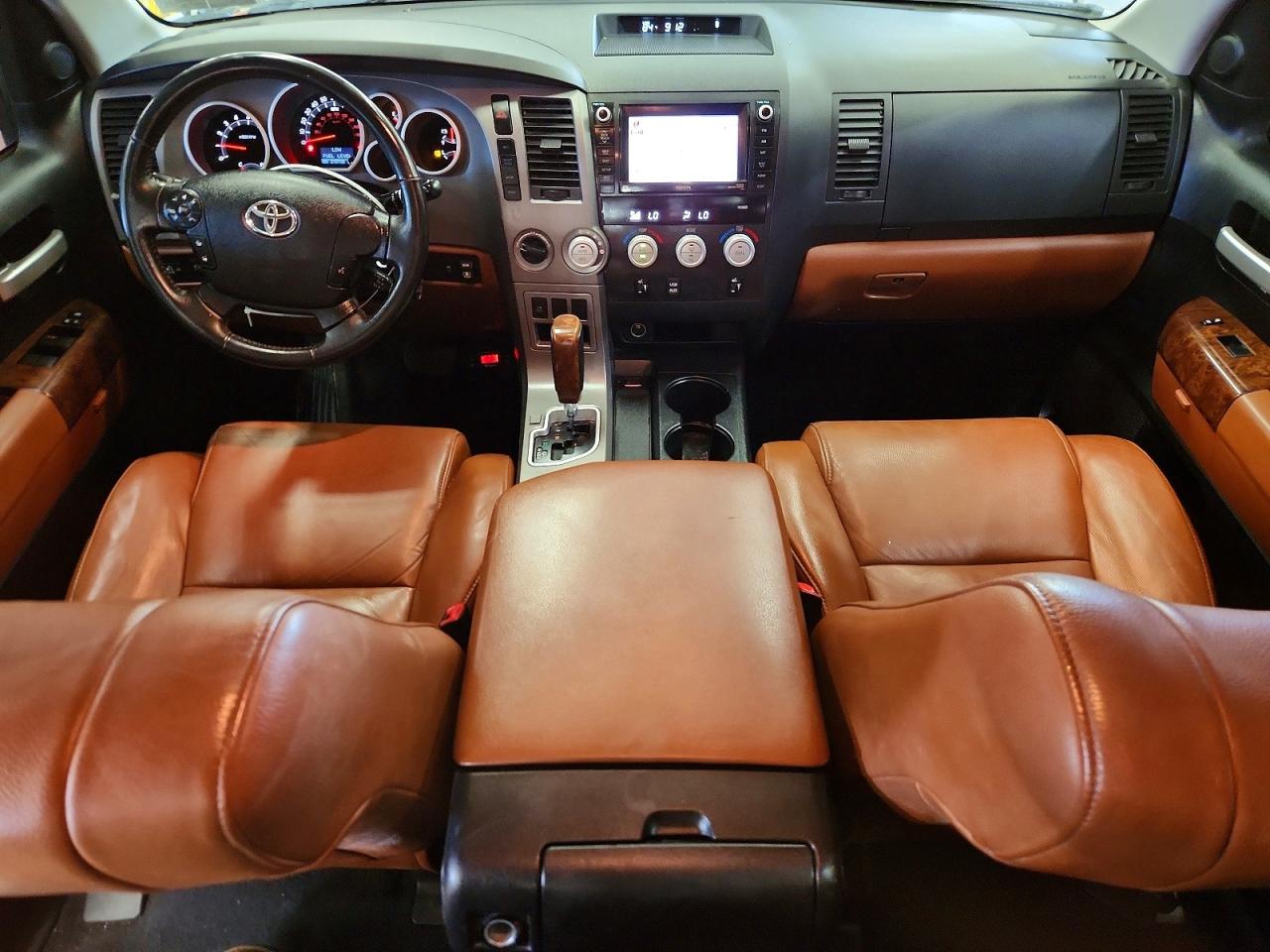 2010 Toyota Tundra Double Cab Limited Белый vin: 5TFBY5F19AX157694