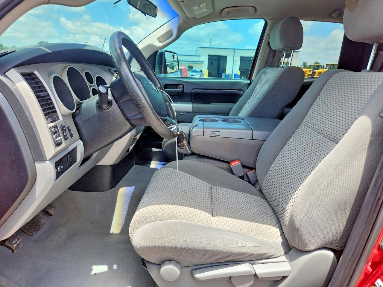 2007 Toyota Tundra Double Cab Sr5 Red vin: 5TFCT54127X002192