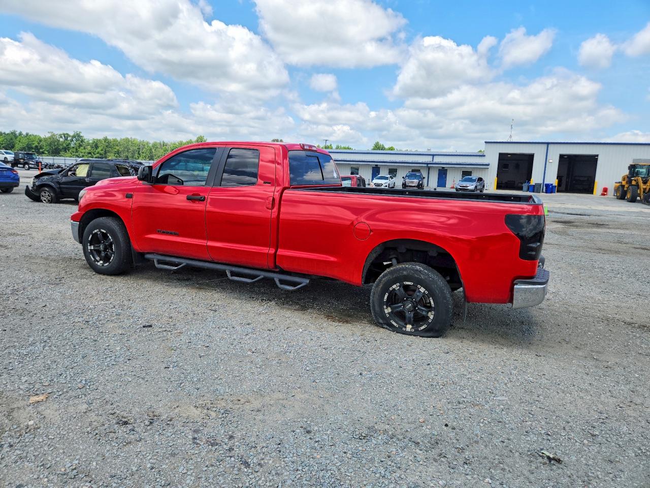 2007 Toyota Tundra Double Cab Sr5 Red vin: 5TFCT54127X002192