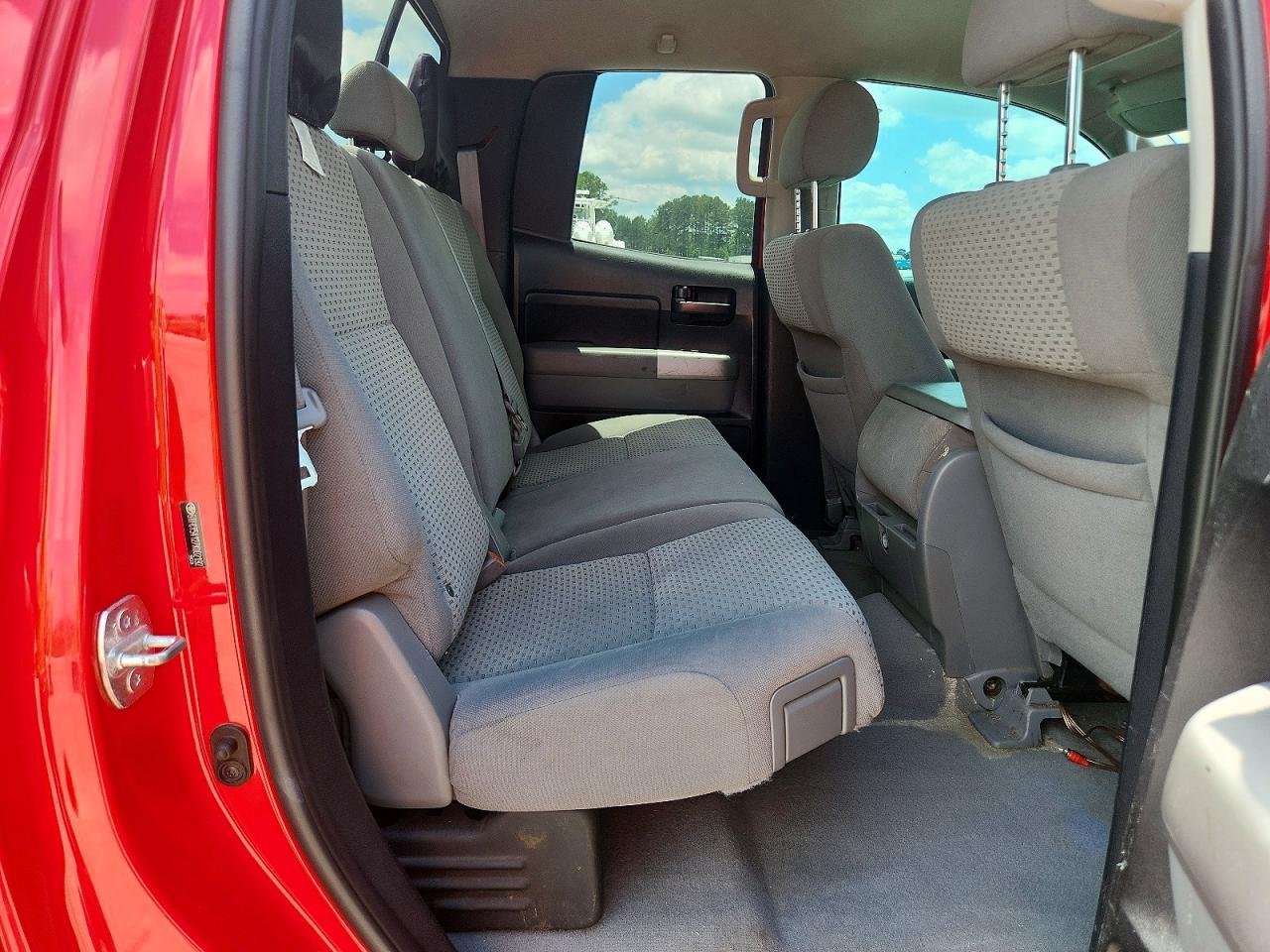 2007 Toyota Tundra Double Cab Sr5 Red vin: 5TFCT54127X002192