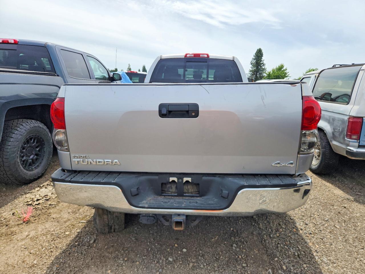 2007 Toyota Tundra Double Cab Sr5 Silver vin: 5TFCV54107X004940
