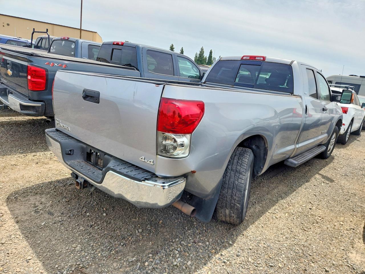 2007 Toyota Tundra Double Cab Sr5 Silver vin: 5TFCV54107X004940