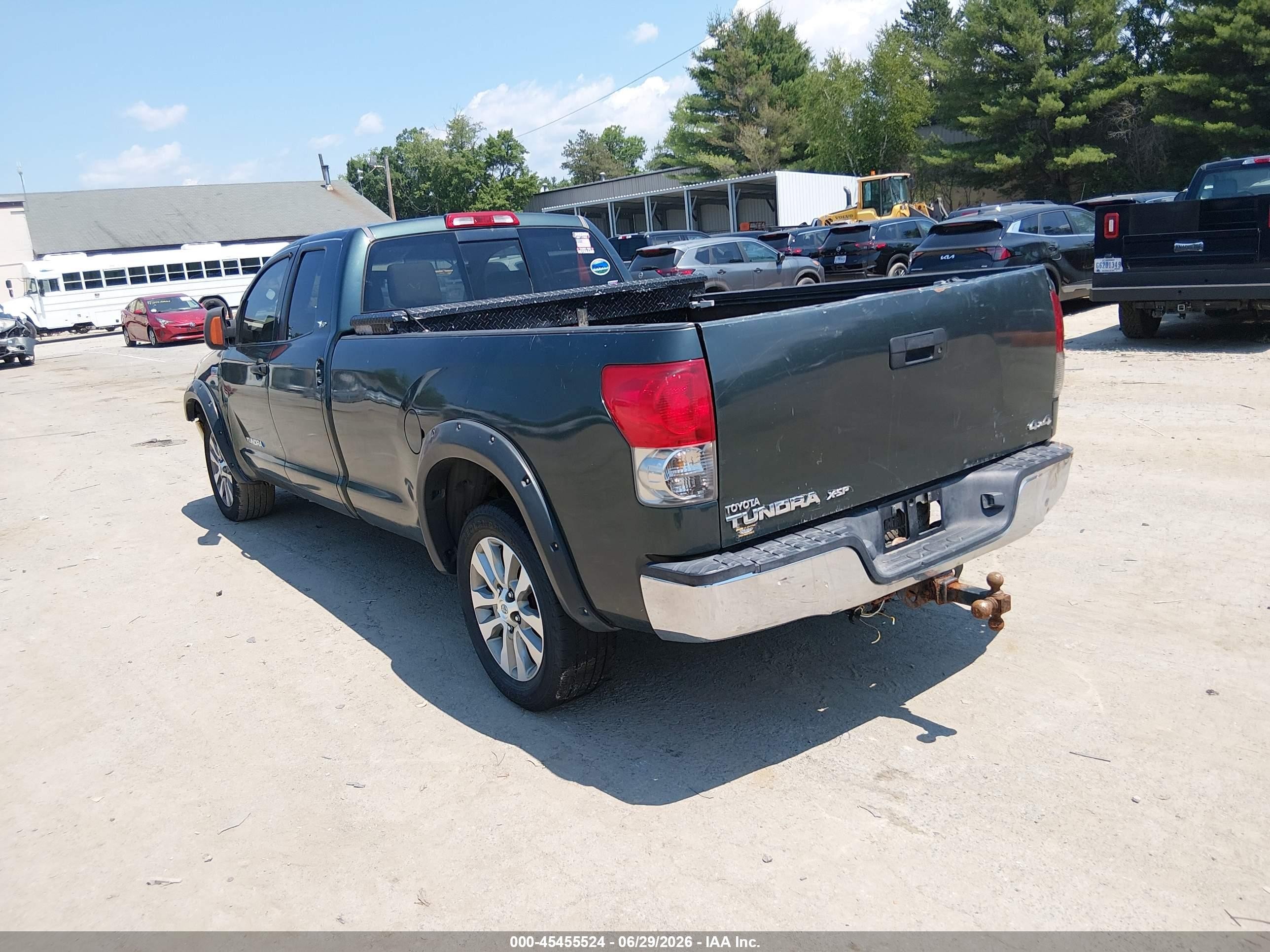 2007 Toyota Tundra Sr5 5.7l V8 Green vin: 5TFCV54197X003737
