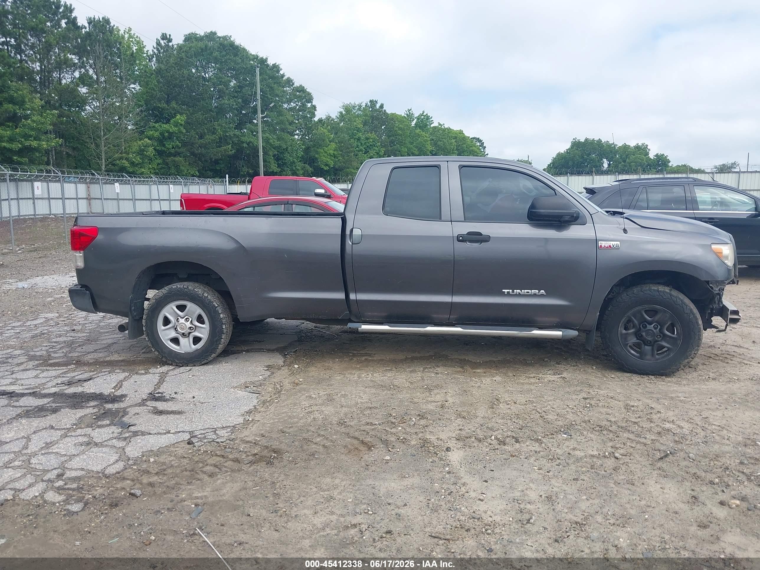 2012 Toyota Tundra Grade 5.7l V8 Gray vin: 5TFCW5F1XCX012743