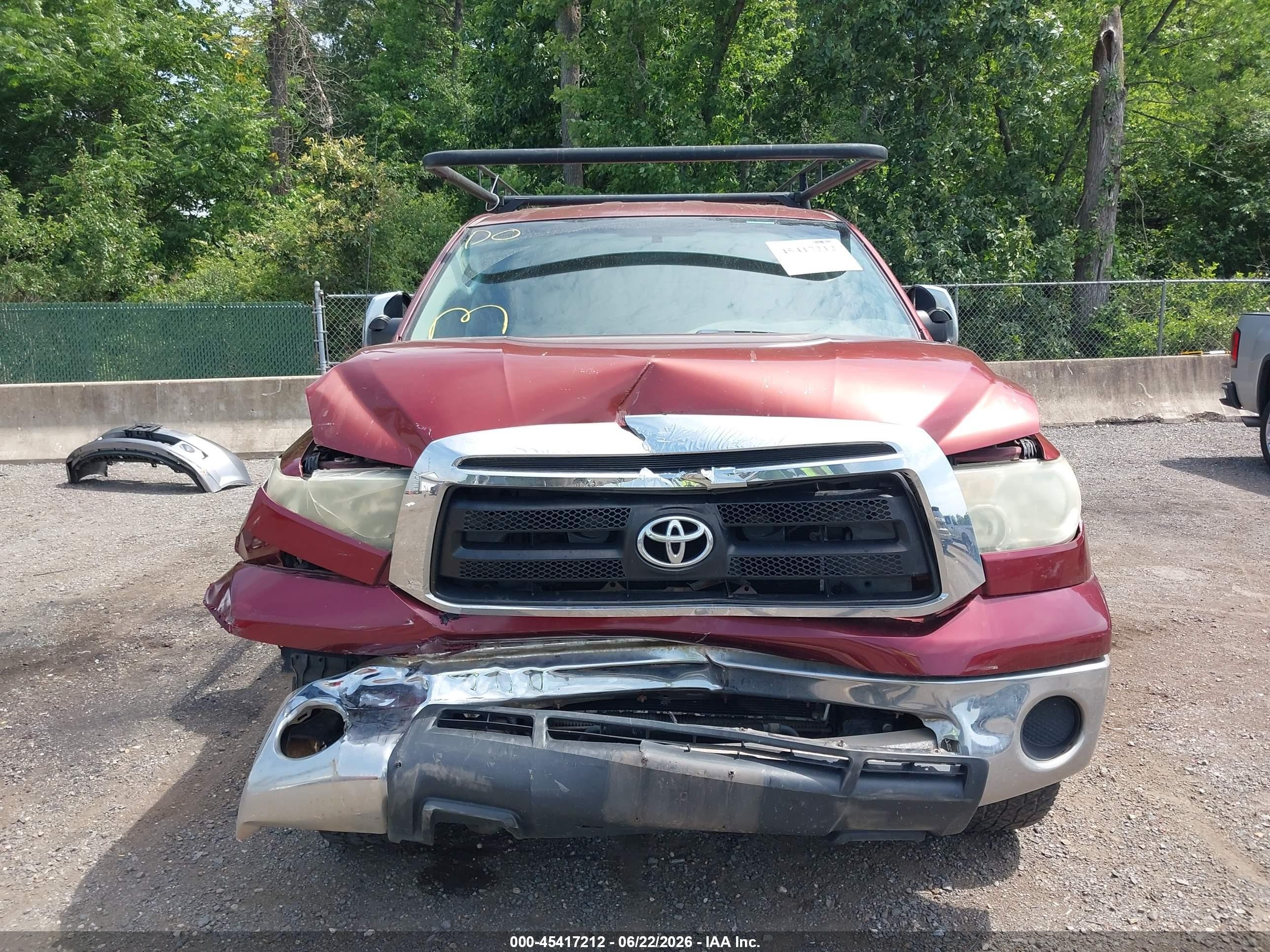 2010 Toyota Tundra Grade 5.7l V8 Red vin: 5TFCY5F11AX010421