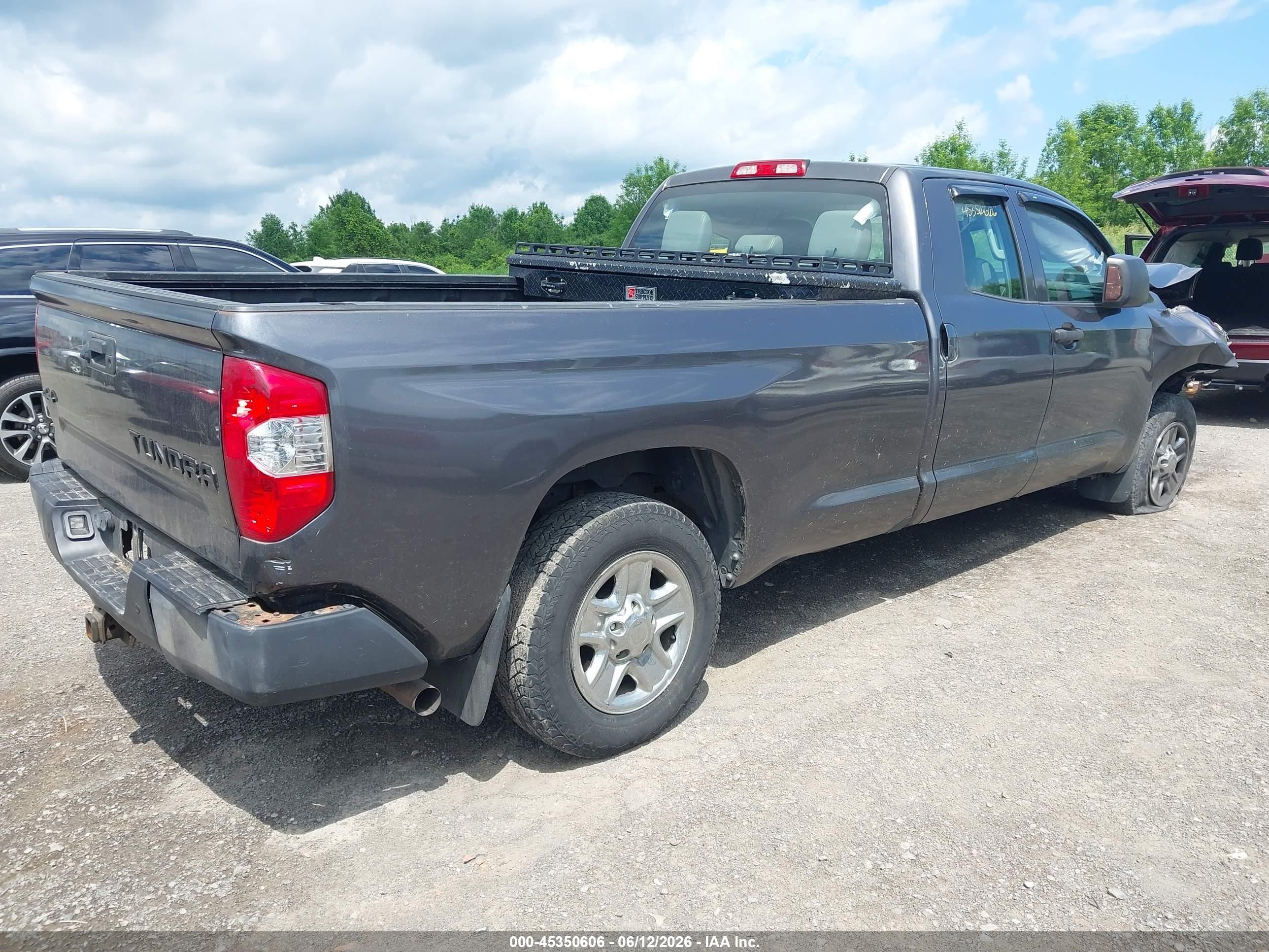 2014 Toyota Tundra Sr 5.7l V8 Gray vin: 5TFCY5F11EX017410