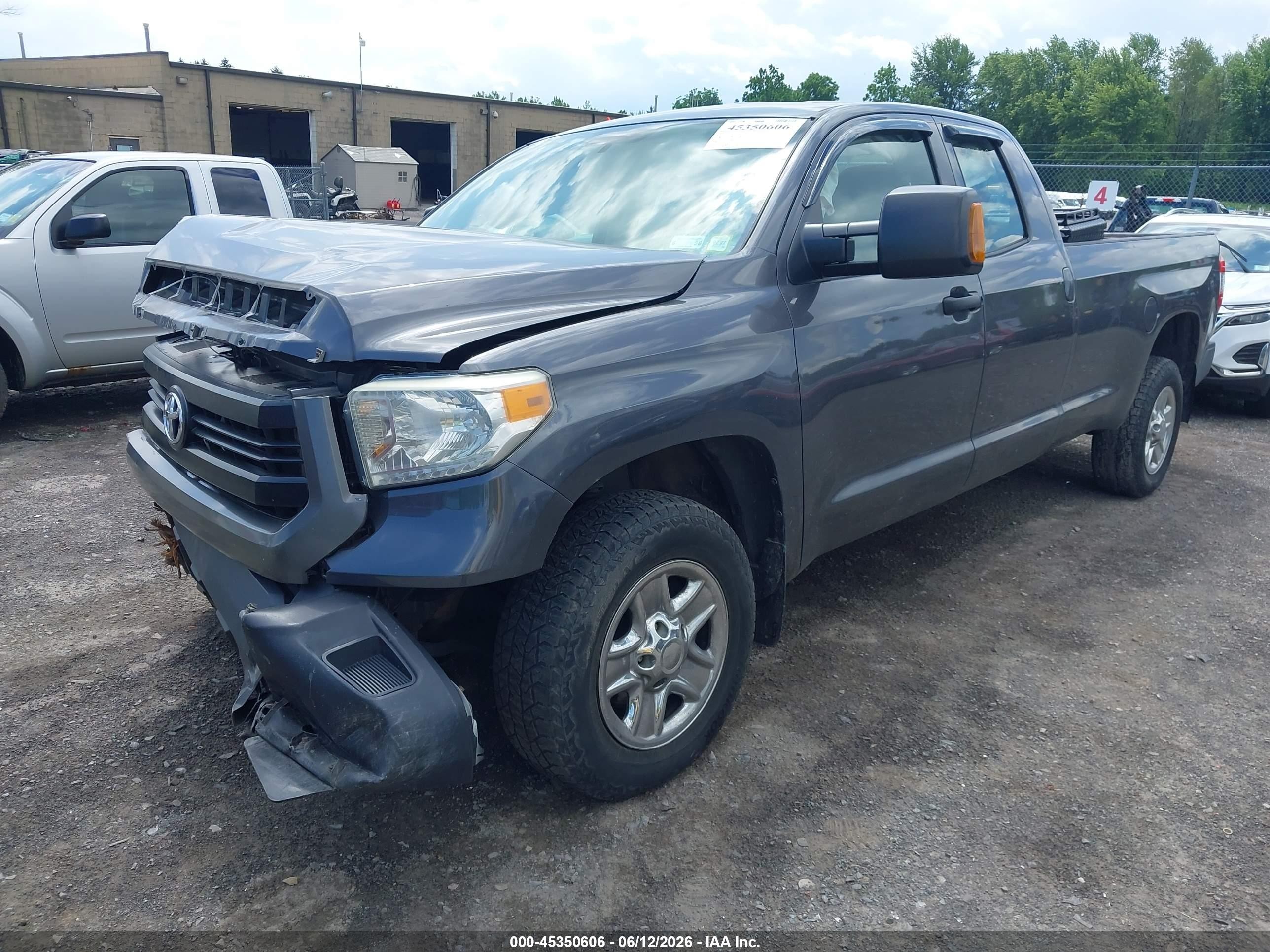 2014 Toyota Tundra Sr 5.7l V8 Gray vin: 5TFCY5F11EX017410
