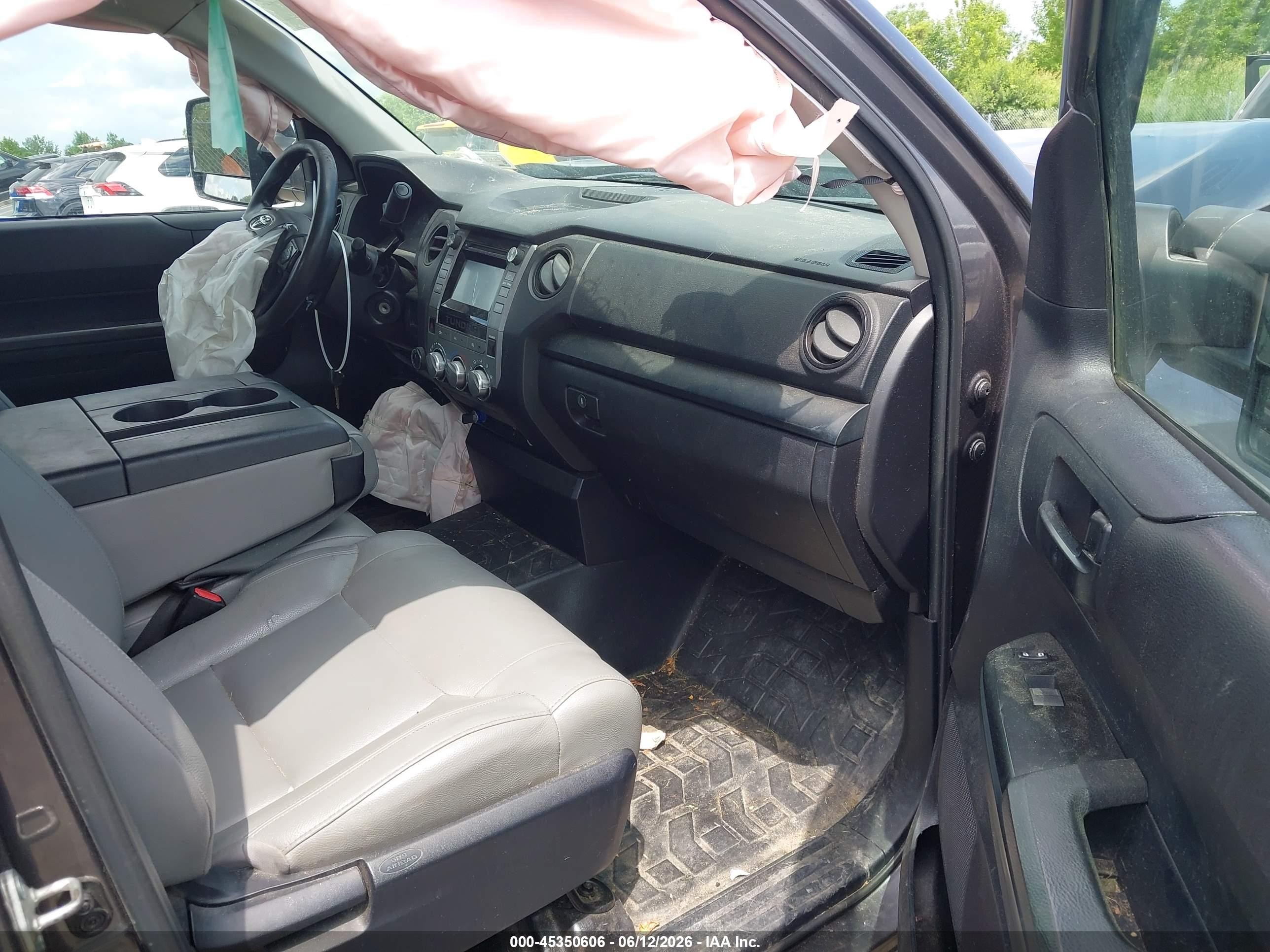 2014 Toyota Tundra Sr 5.7l V8 Gray vin: 5TFCY5F11EX017410