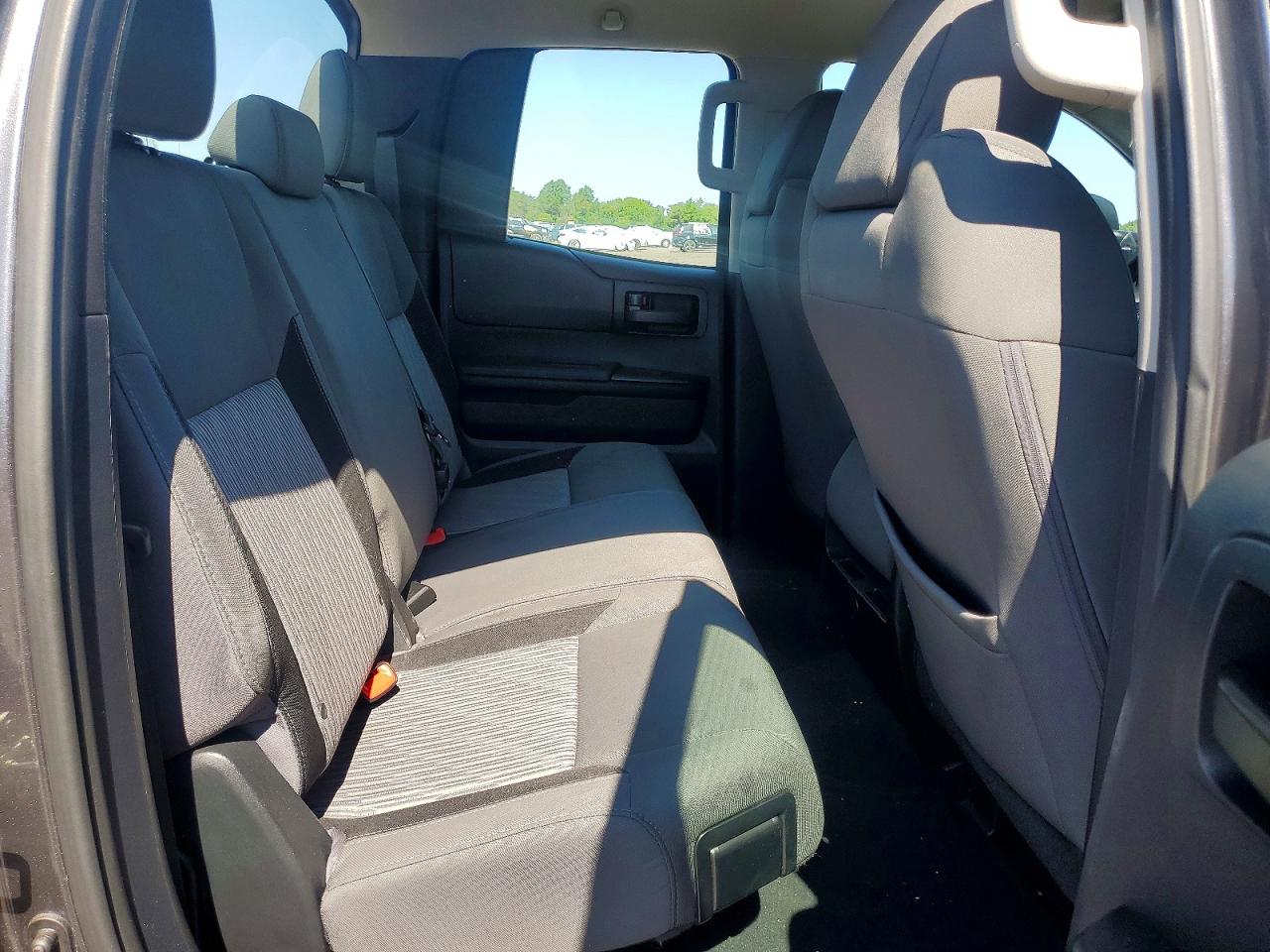 2015 Toyota Tundra Sr Gray vin: 5TFCY5F13FX018740