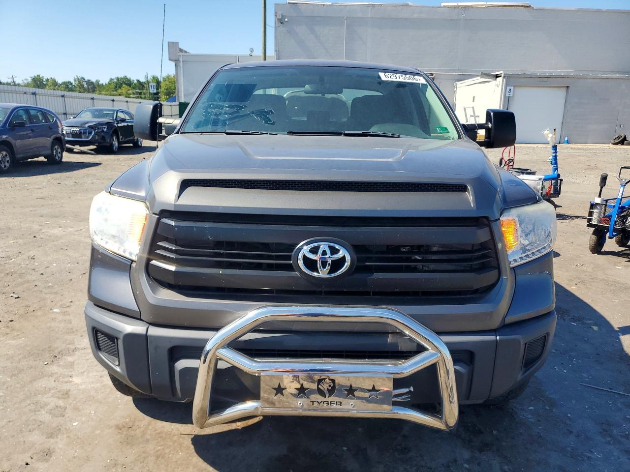 2015 Toyota Tundra Sr Gray vin: 5TFCY5F13FX018740