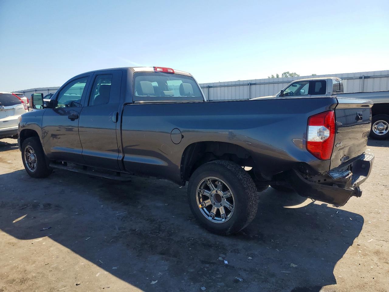 2015 Toyota Tundra Sr Gray vin: 5TFCY5F13FX018740