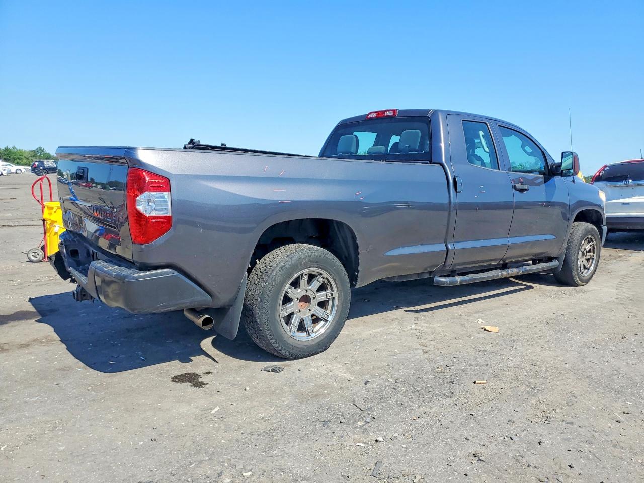 2015 Toyota Tundra Sr Gray vin: 5TFCY5F13FX018740