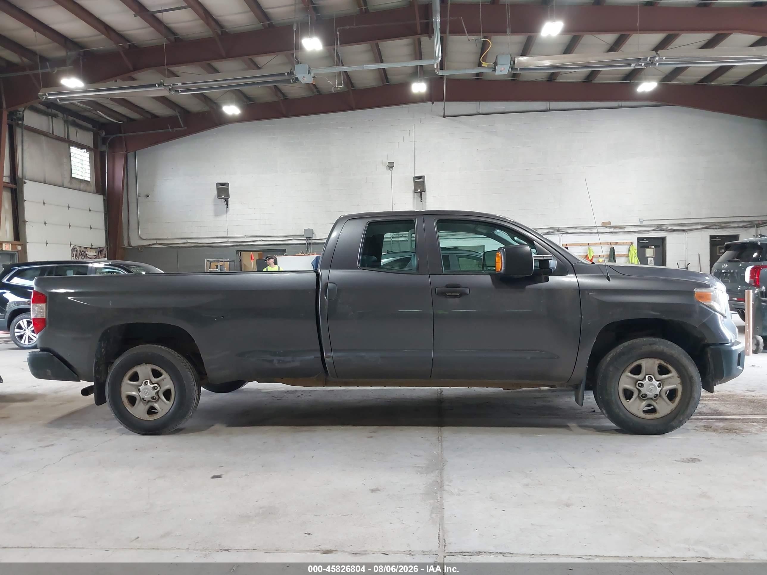 2015 Toyota Tundra Sr 5.7l V8 Gray vin: 5TFCY5F13FX019015