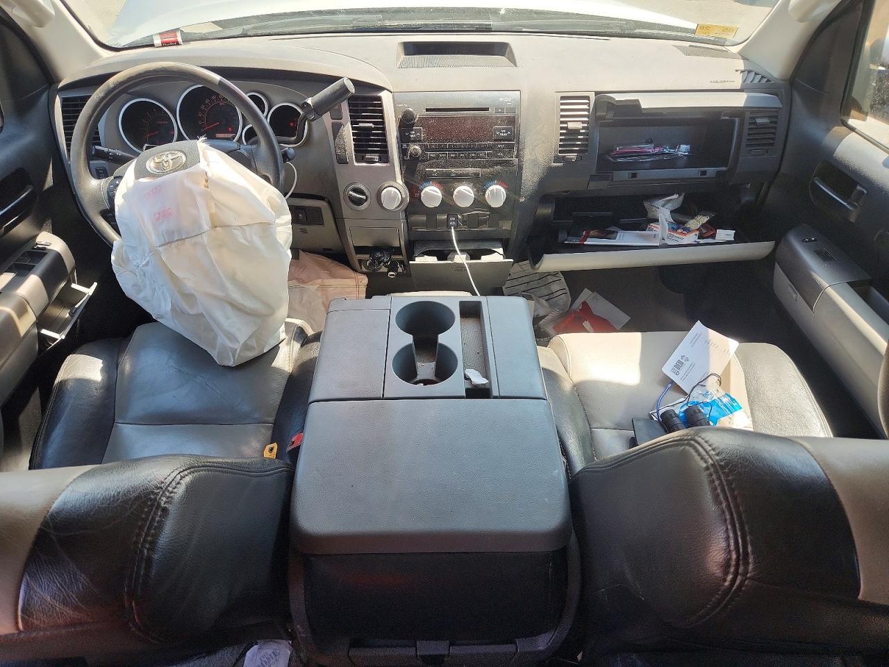 2010 Toyota Tundra Double Cab Sr5 Silver vin: 5TFCY5F15AX010924