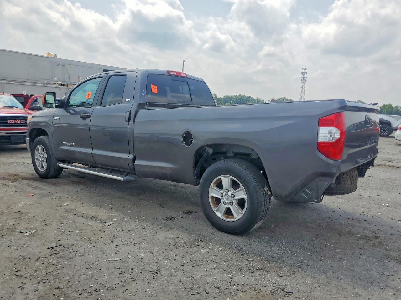 2014 Toyota Tundra Double Cab Sr/double Cab Sr5 Gray vin: 5TFCY5F15EX017135