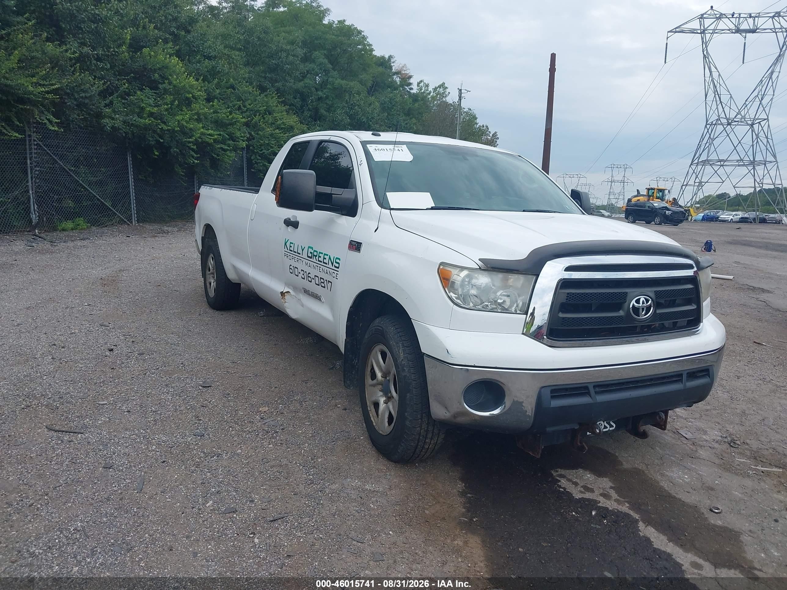 2012 Toyota Tundra Grade 5.7l V8 White vin: 5TFCY5F18CX013755