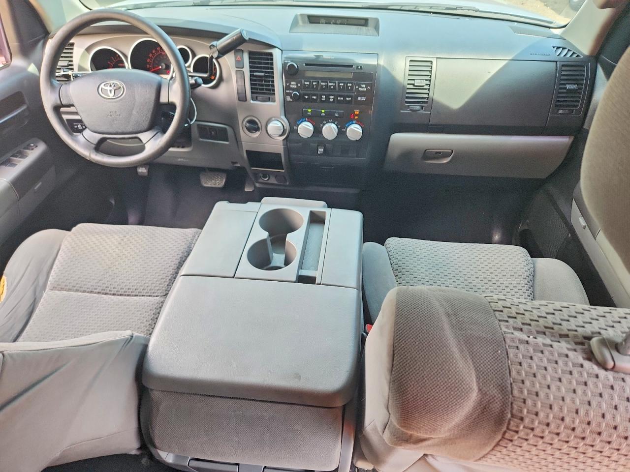 2012 Toyota Tundra Double Cab Sr5 Silver vin: 5TFCY5F18CX013934