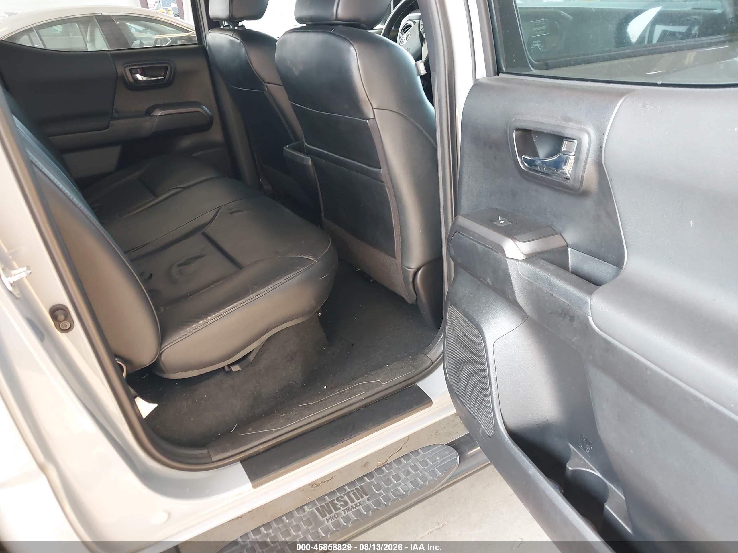 2018 Toyota Tacoma Trd Off Road Gray vin: 5TFCZ5AN2JX161954