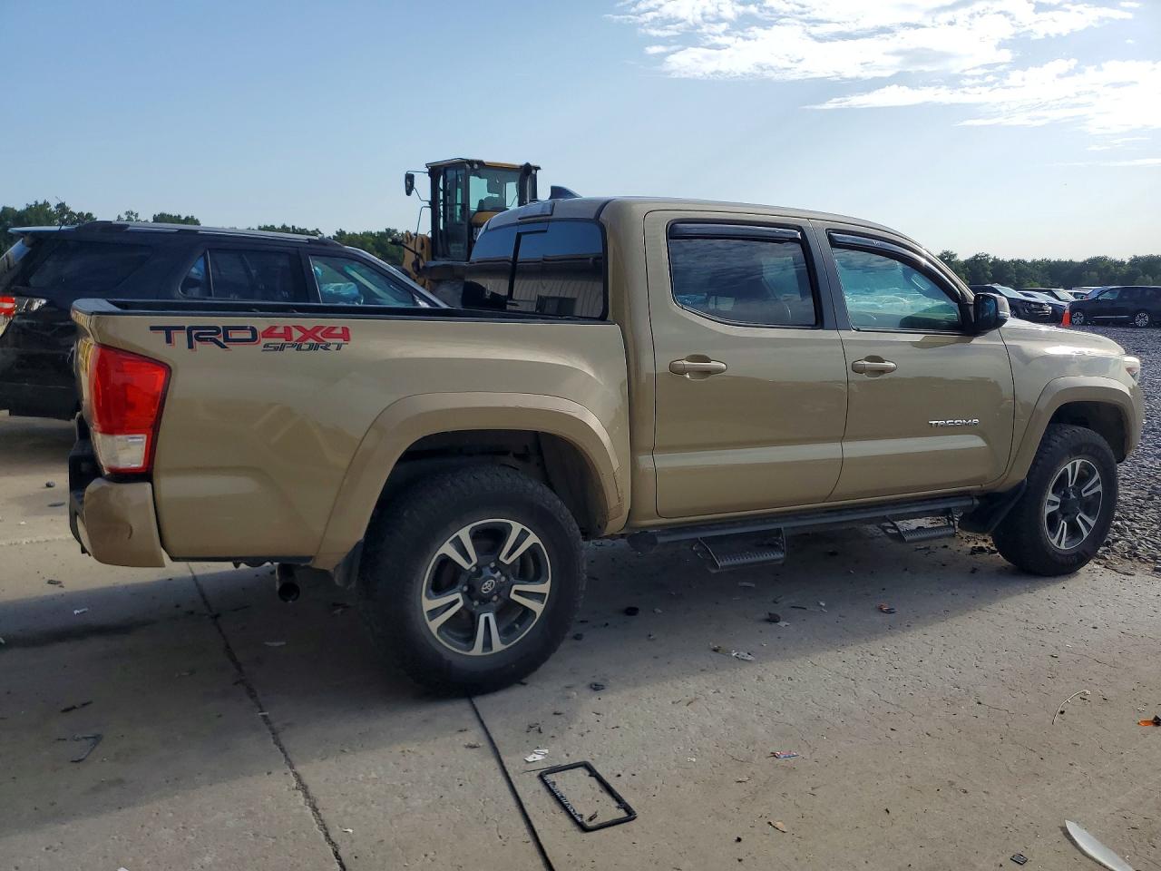 2017 Toyota Tacoma Trd Sport Tan vin: 5TFCZ5AN6HX080417