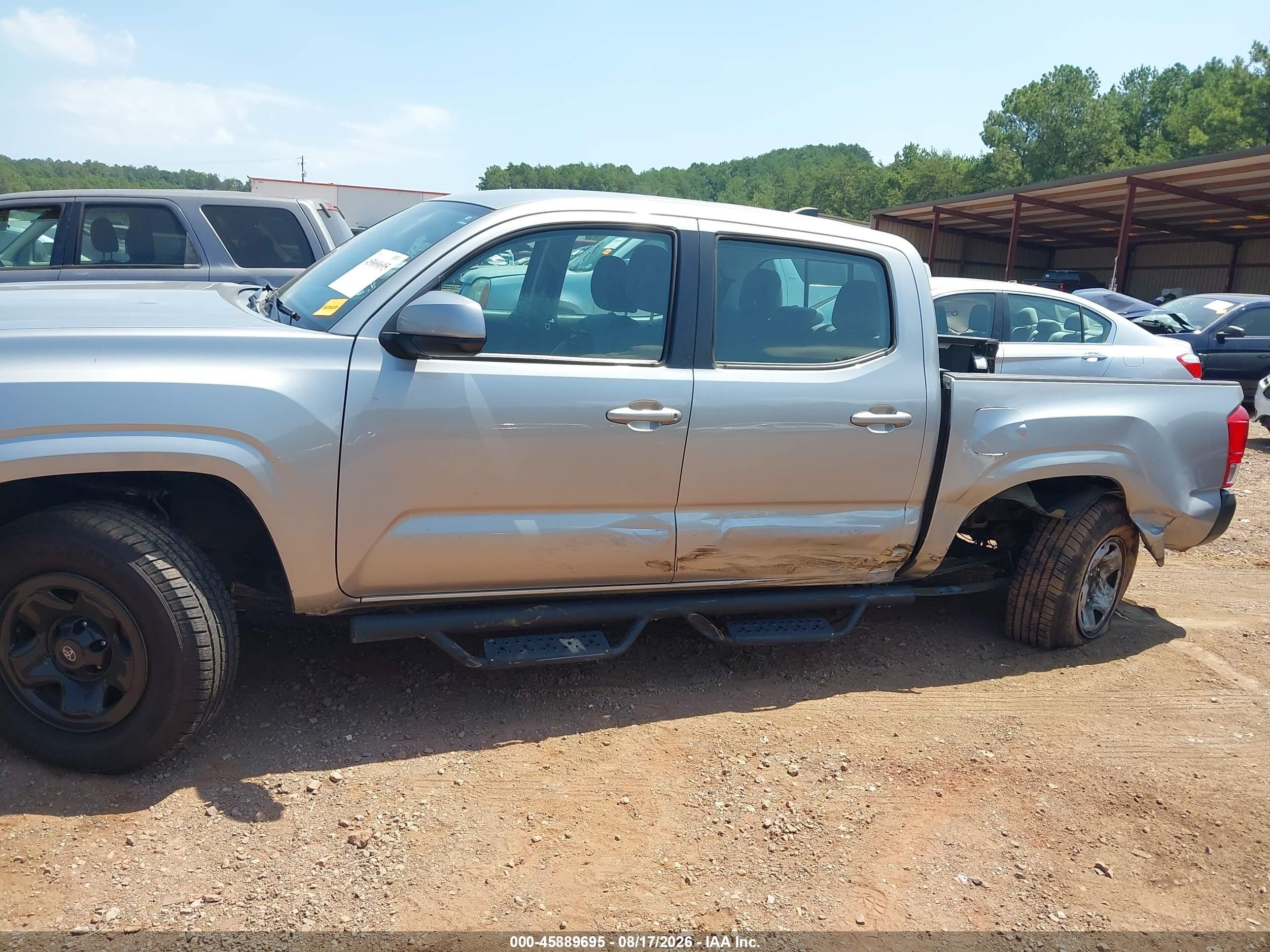 2017 Toyota Tacoma Sr V6 Silver vin: 5TFCZ5AN7HX115482